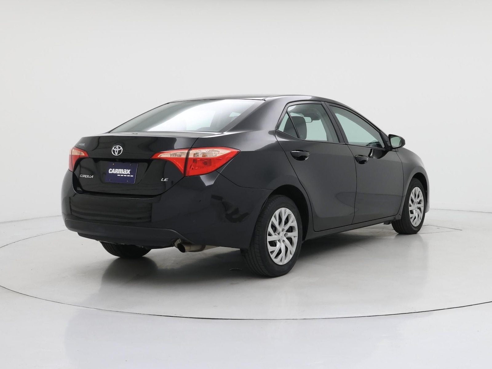 2019 Toyota Corolla LE - Photo 9