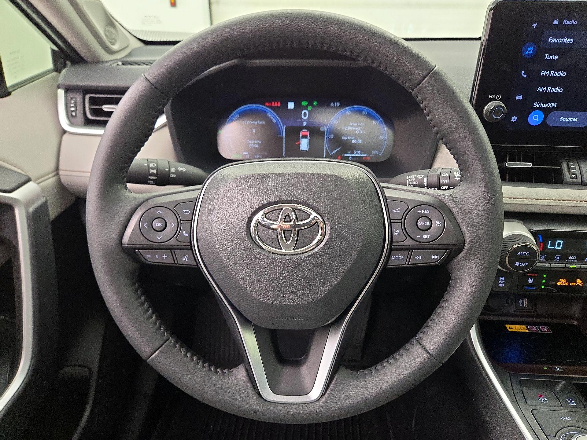 Thumbnail: 2024 Toyota RAV4 - 10