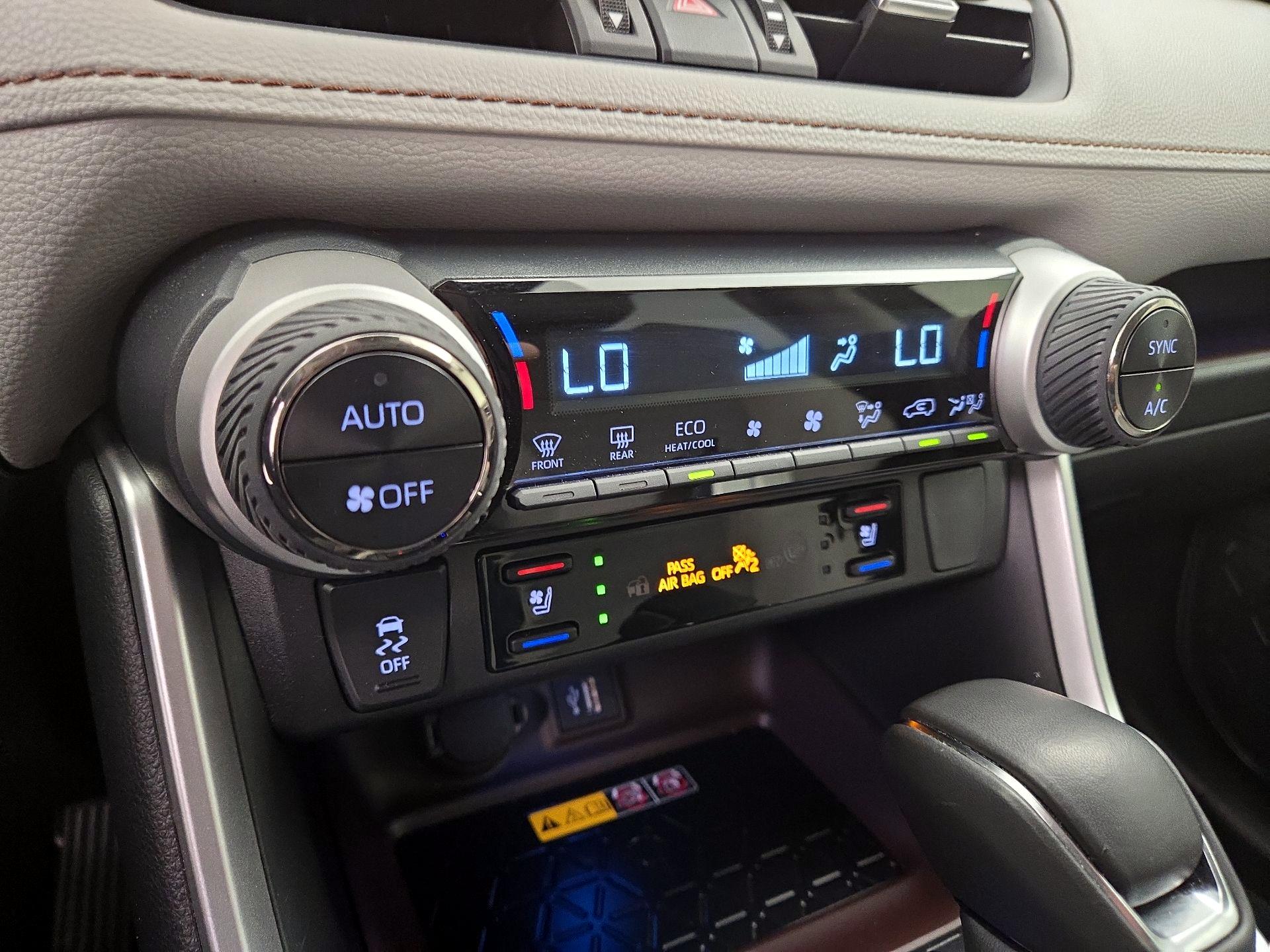 Thumbnail: 2024 Toyota RAV4 - 16
