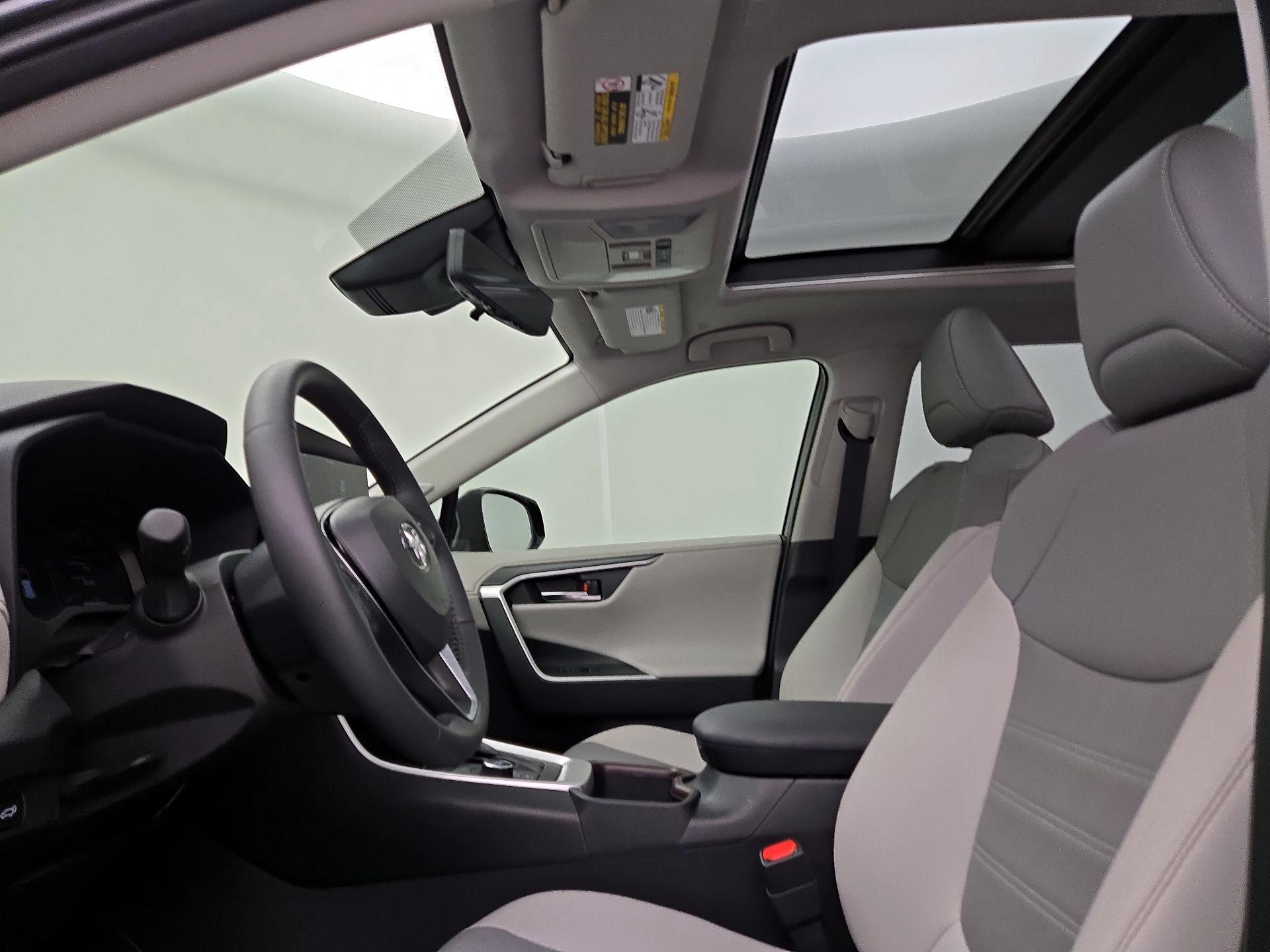 Thumbnail: 2024 Toyota RAV4 - 19