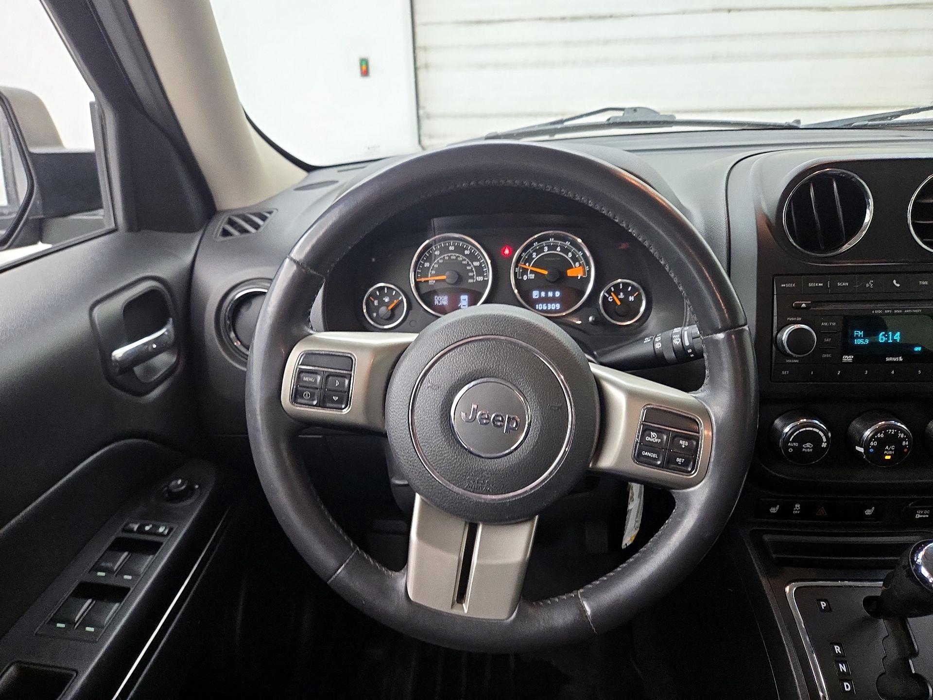 Thumbnail: 2015 Jeep Patriot - 10