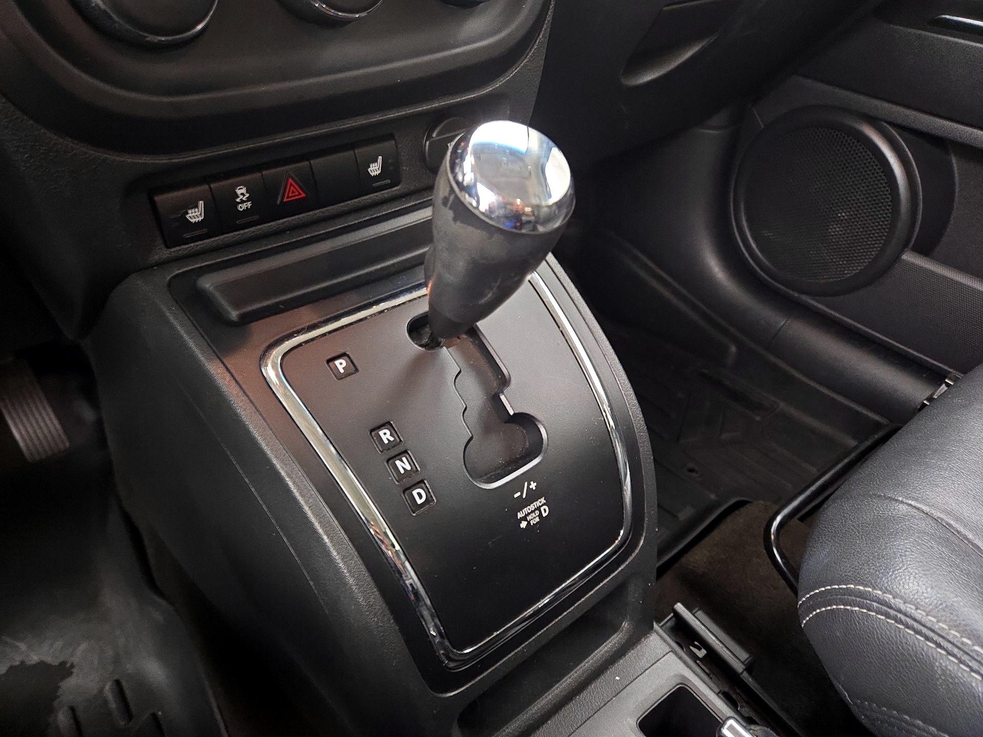 Thumbnail: 2015 Jeep Patriot - 15
