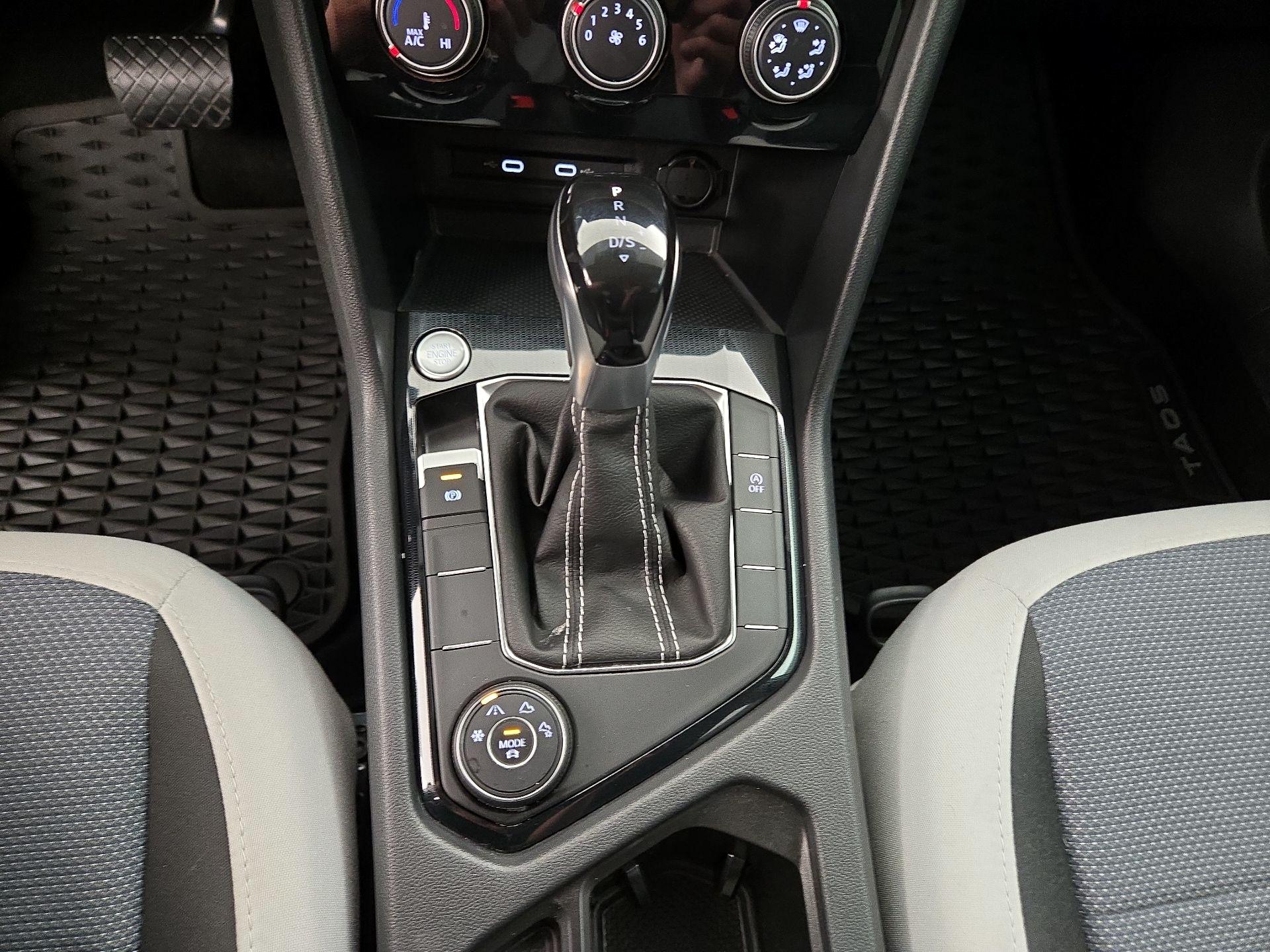 Thumbnail: 2025 Volkswagen Taos - 17