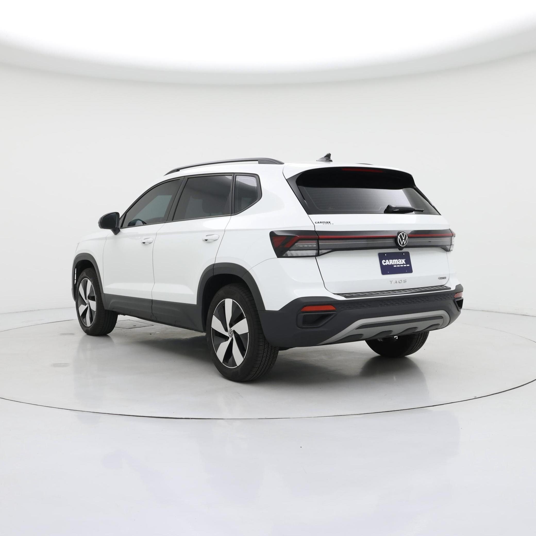 Thumbnail: 2025 Volkswagen Taos - 2