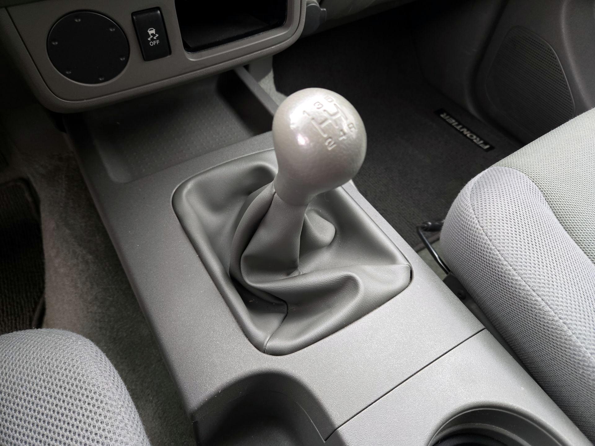 Thumbnail: 2016 Nissan Frontier - 16