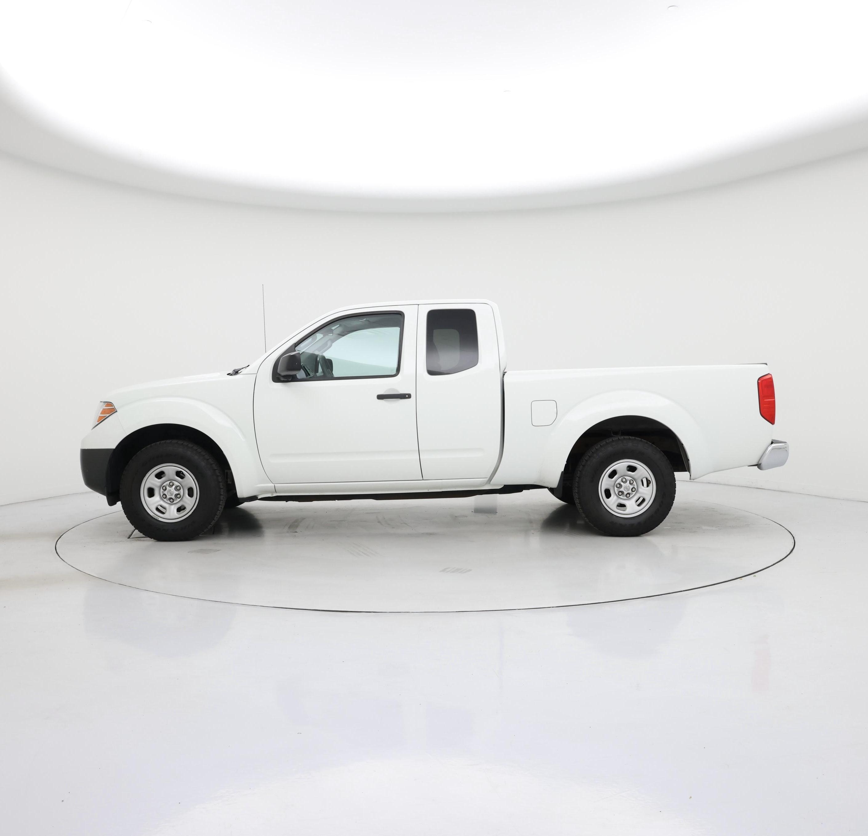 Thumbnail: 2016 Nissan Frontier - 3