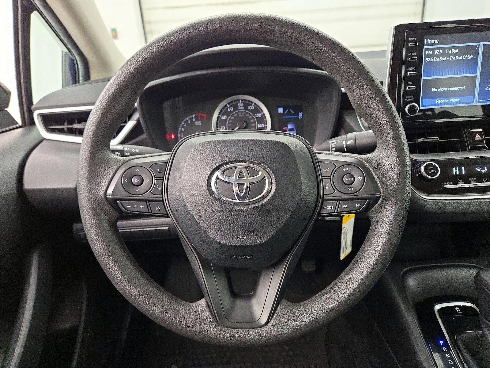 2020 Toyota Corolla LE - Photo 11