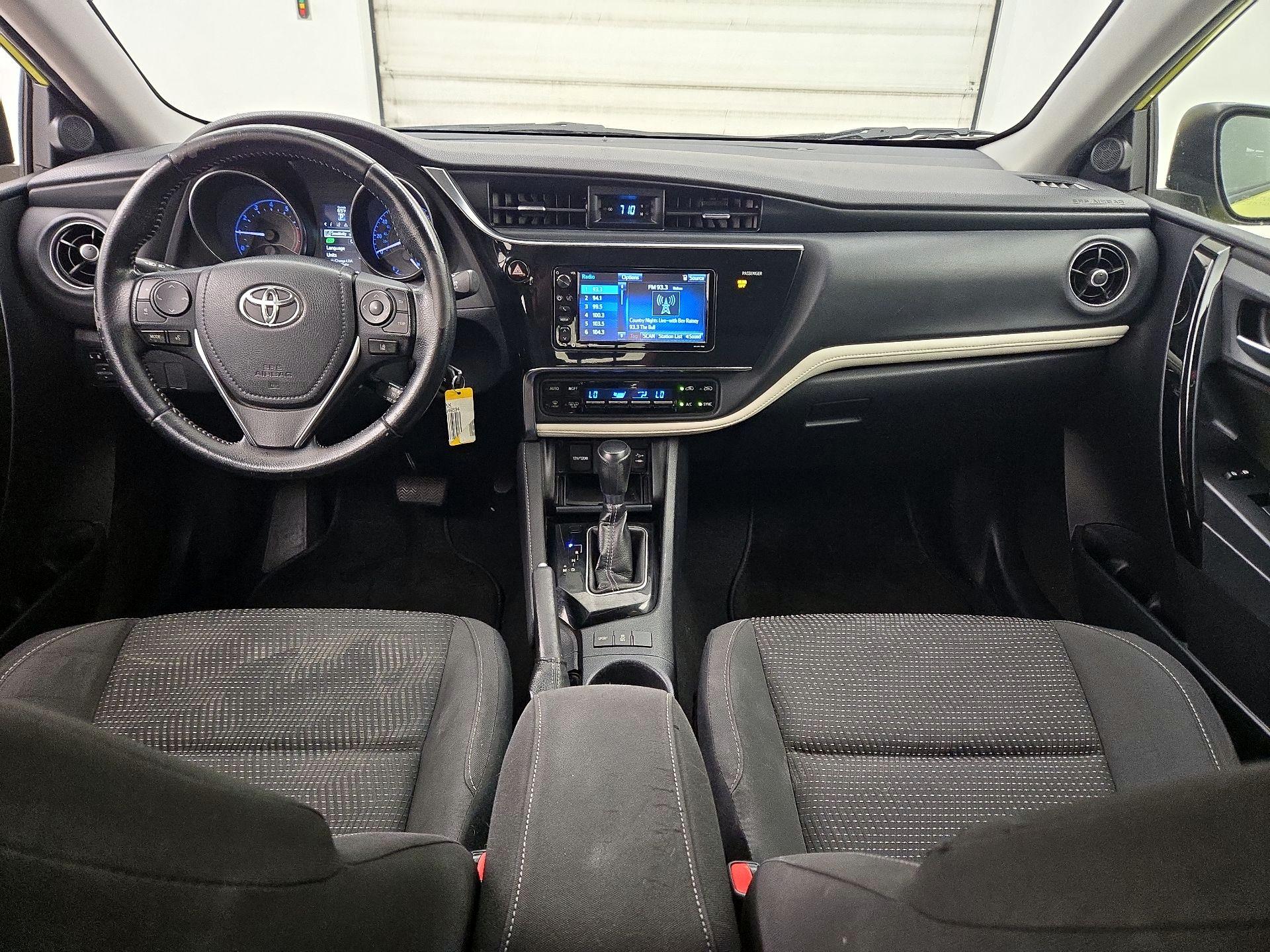Thumbnail: 2017 Toyota Corolla iM - 9