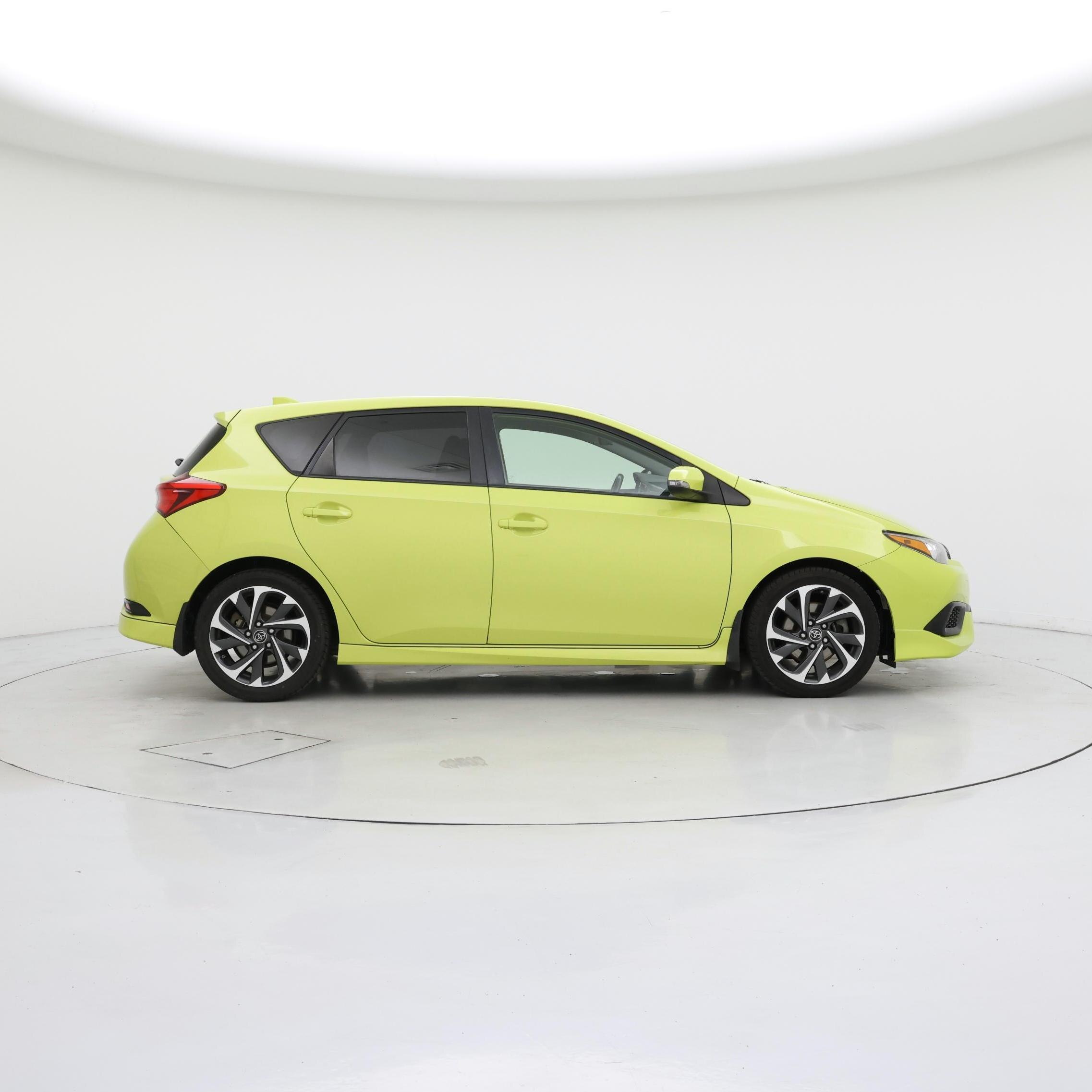 Thumbnail: 2017 Toyota Corolla iM - 7
