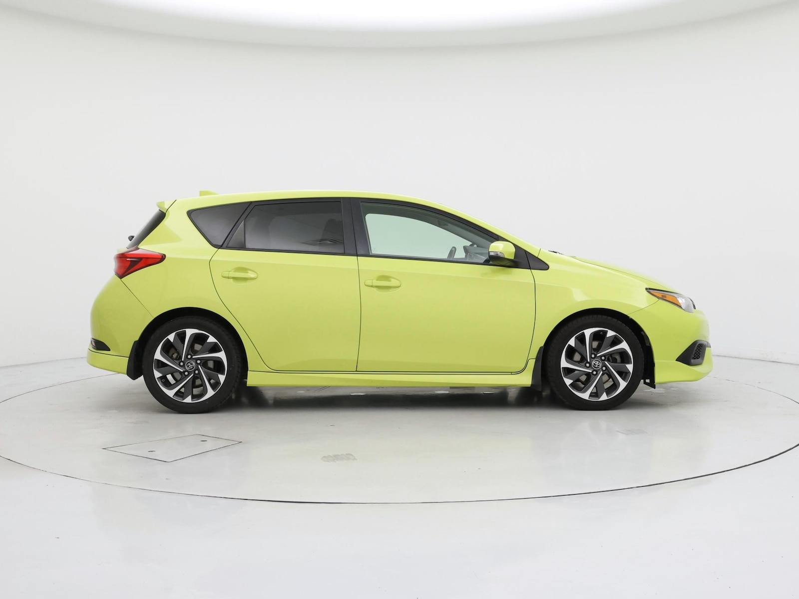 2017 Toyota Corolla iM Base - Photo 8