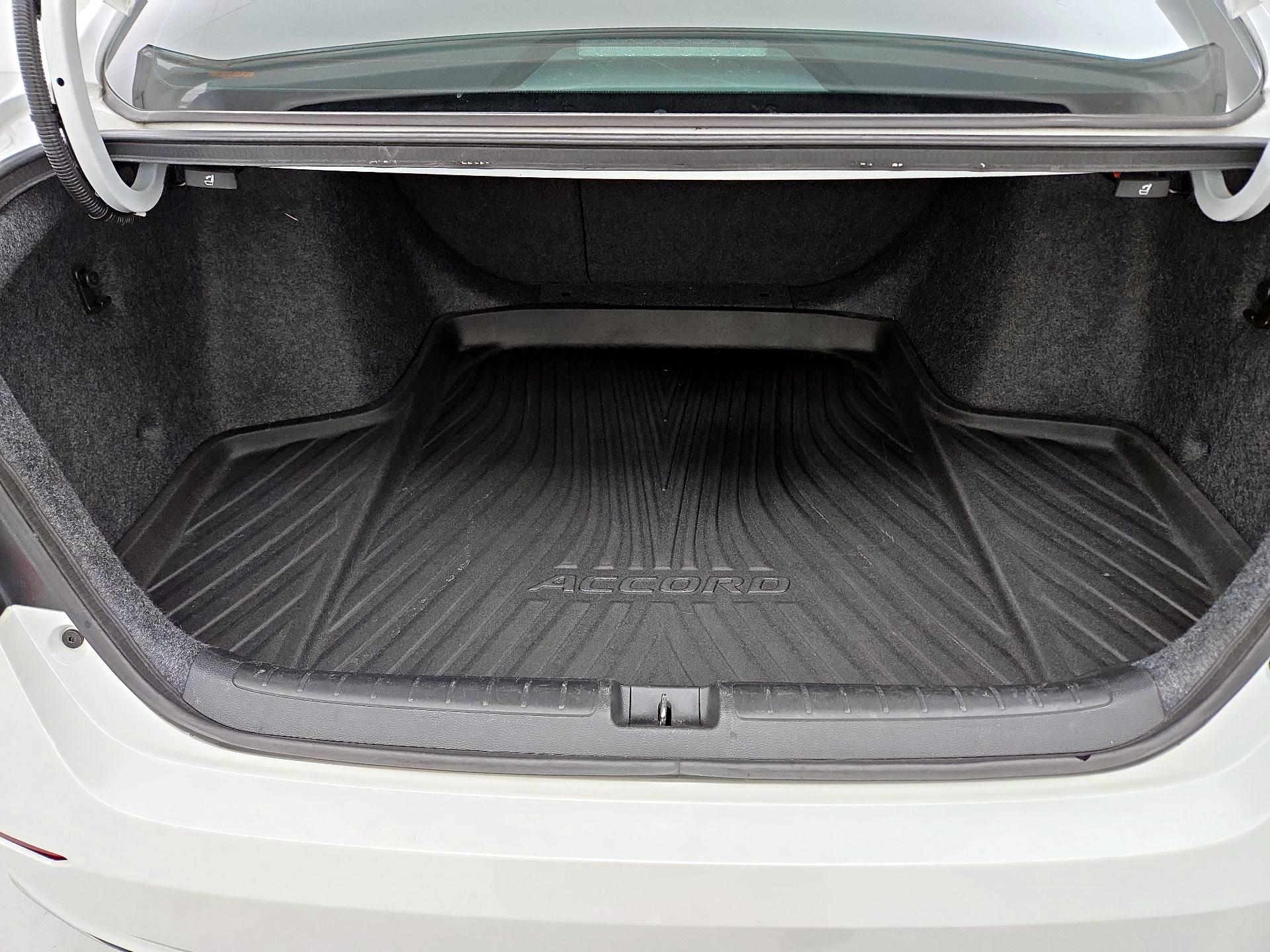 Thumbnail: 2022 Honda Accord - 20