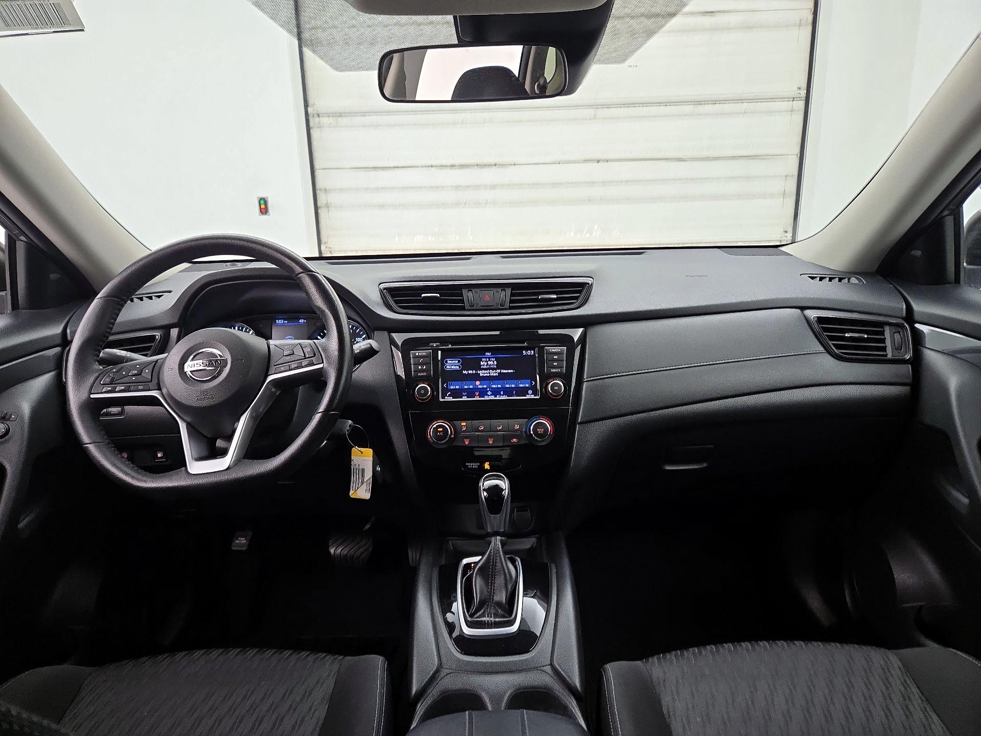Thumbnail: 2020 Nissan Rogue - 9