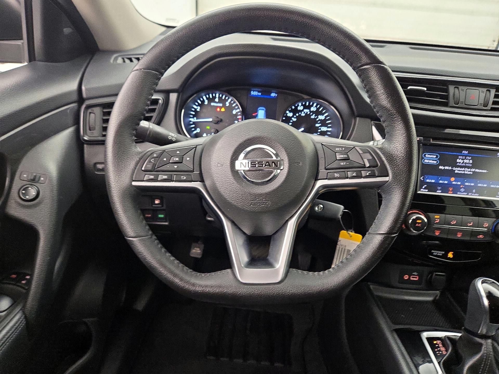 Thumbnail: 2020 Nissan Rogue - 10