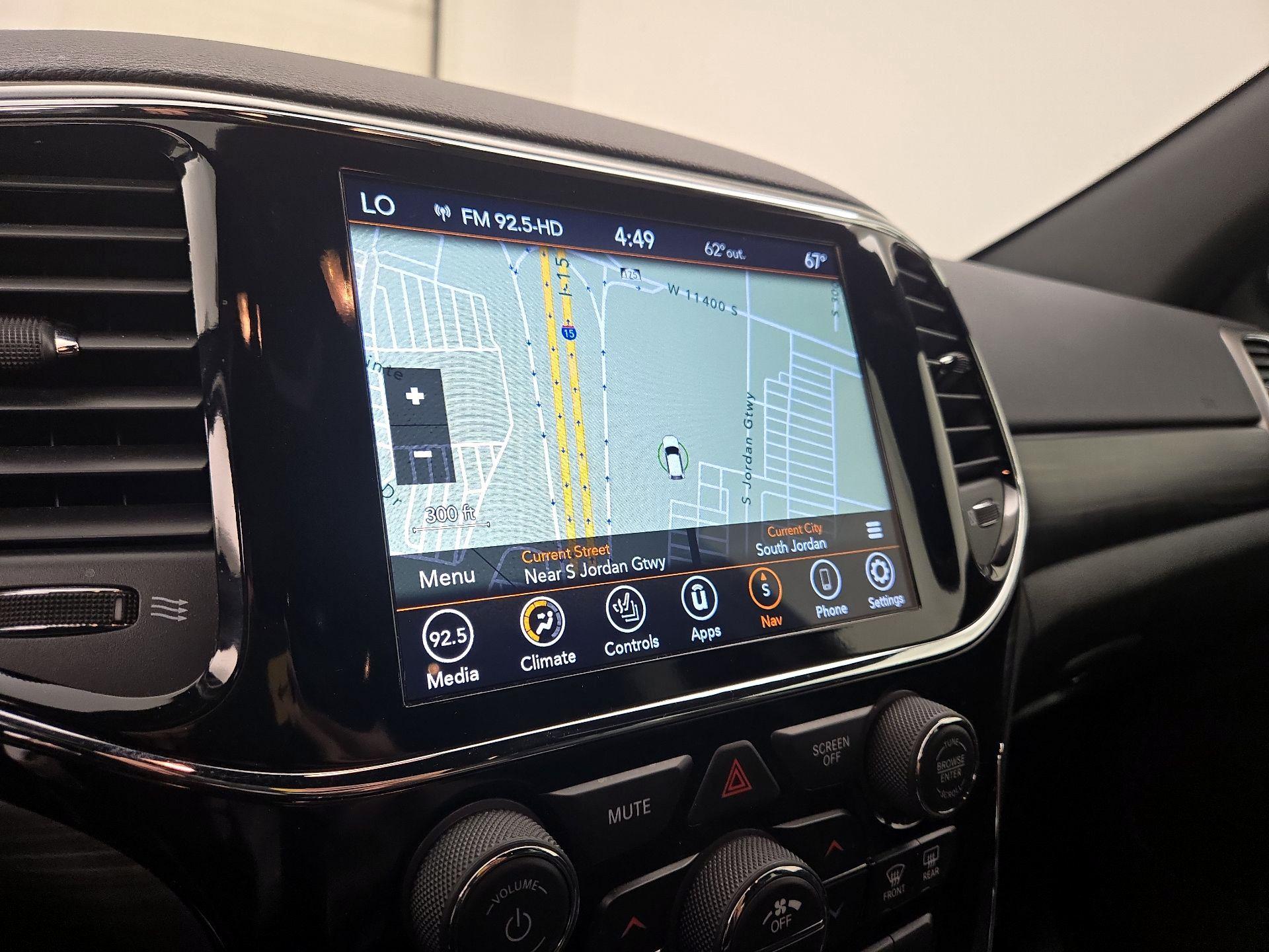 Thumbnail: 2020 Jeep Grand Cherokee - 14