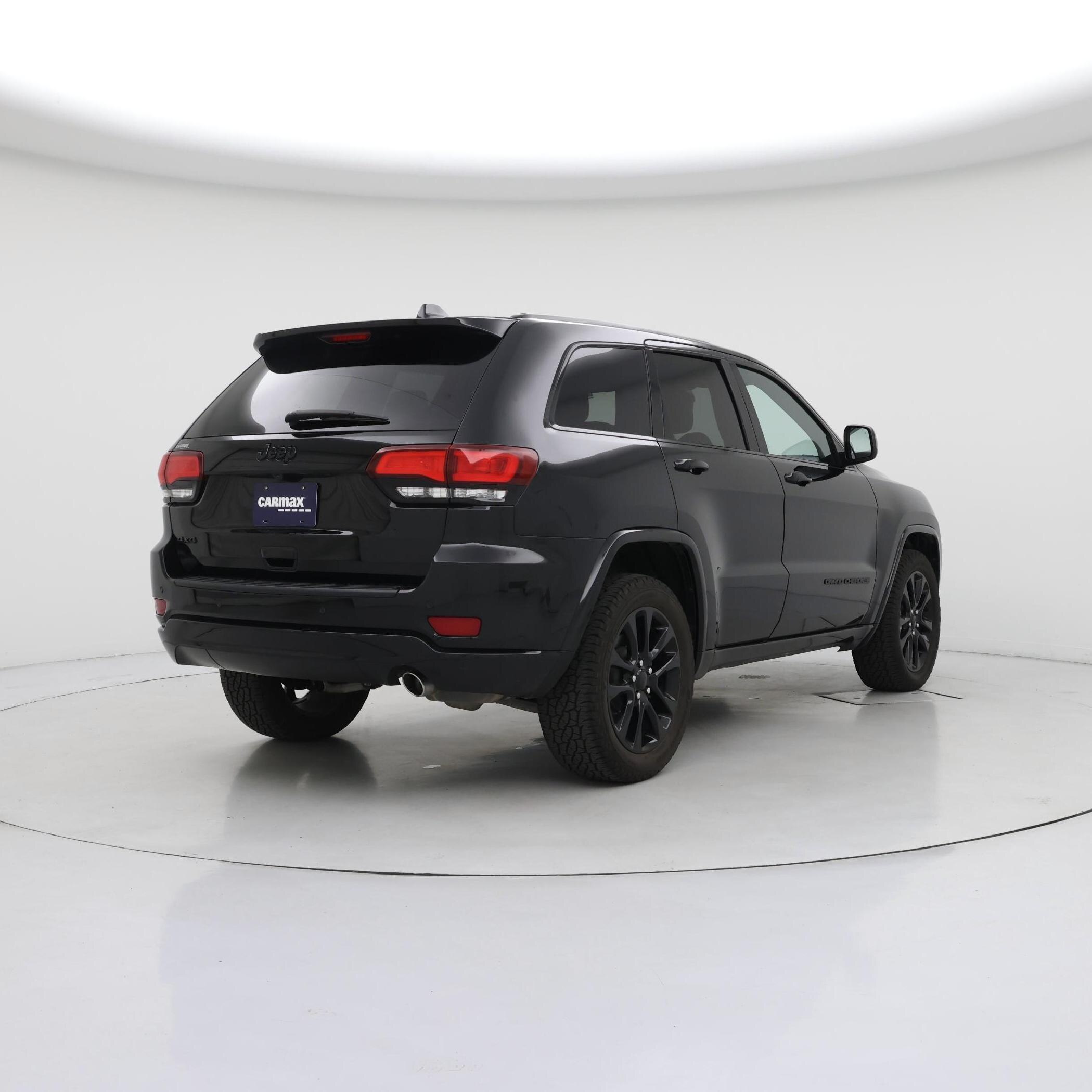 Thumbnail: 2020 Jeep Grand Cherokee - 8