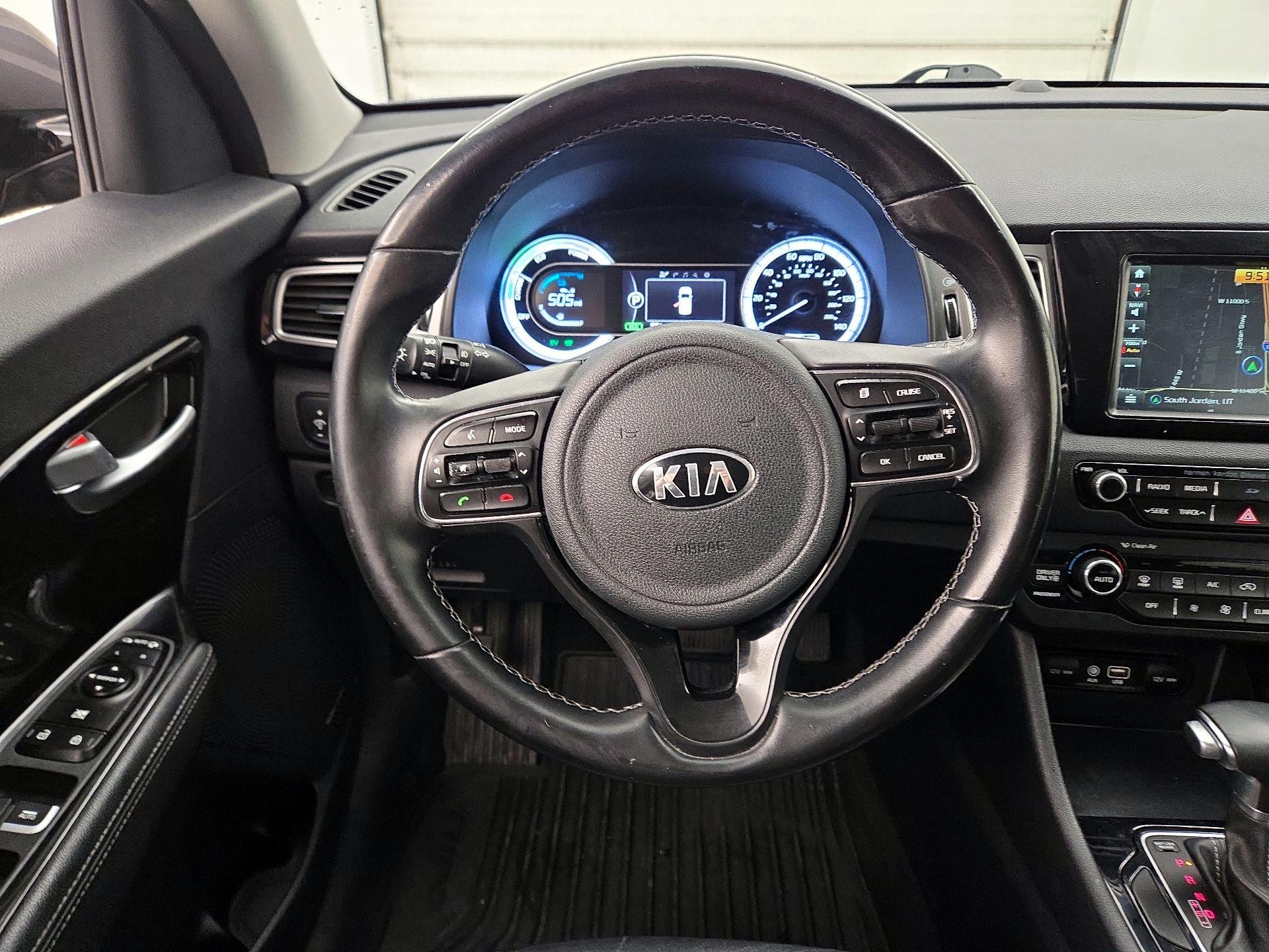 Thumbnail: 2018 Kia Niro - 10