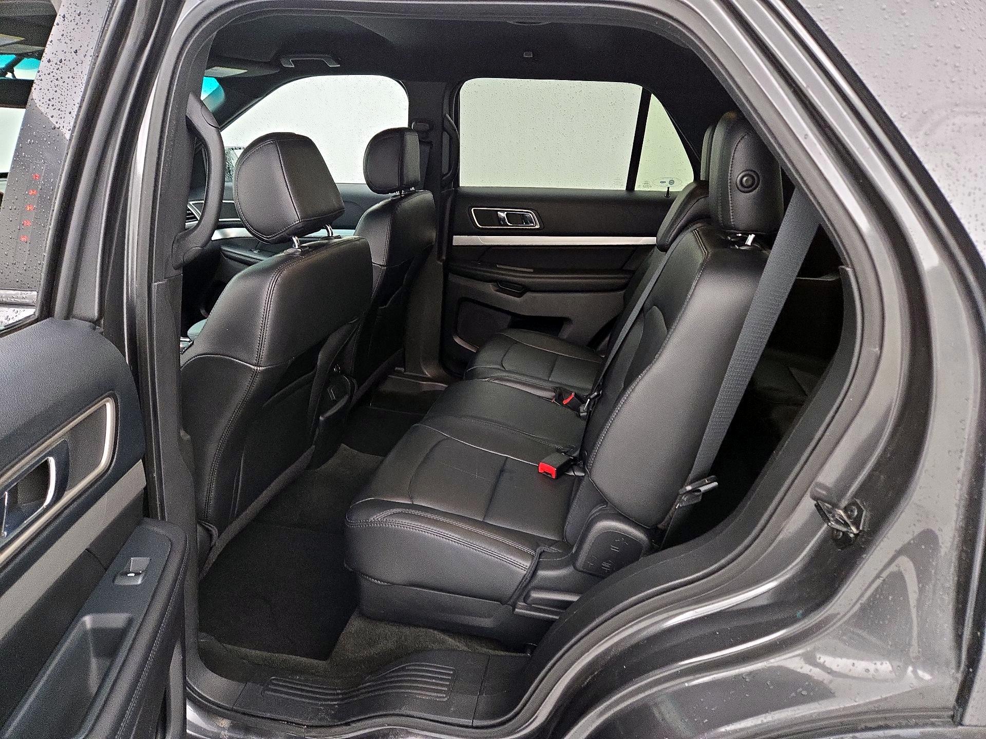 Thumbnail: 2016 Ford Explorer - 19