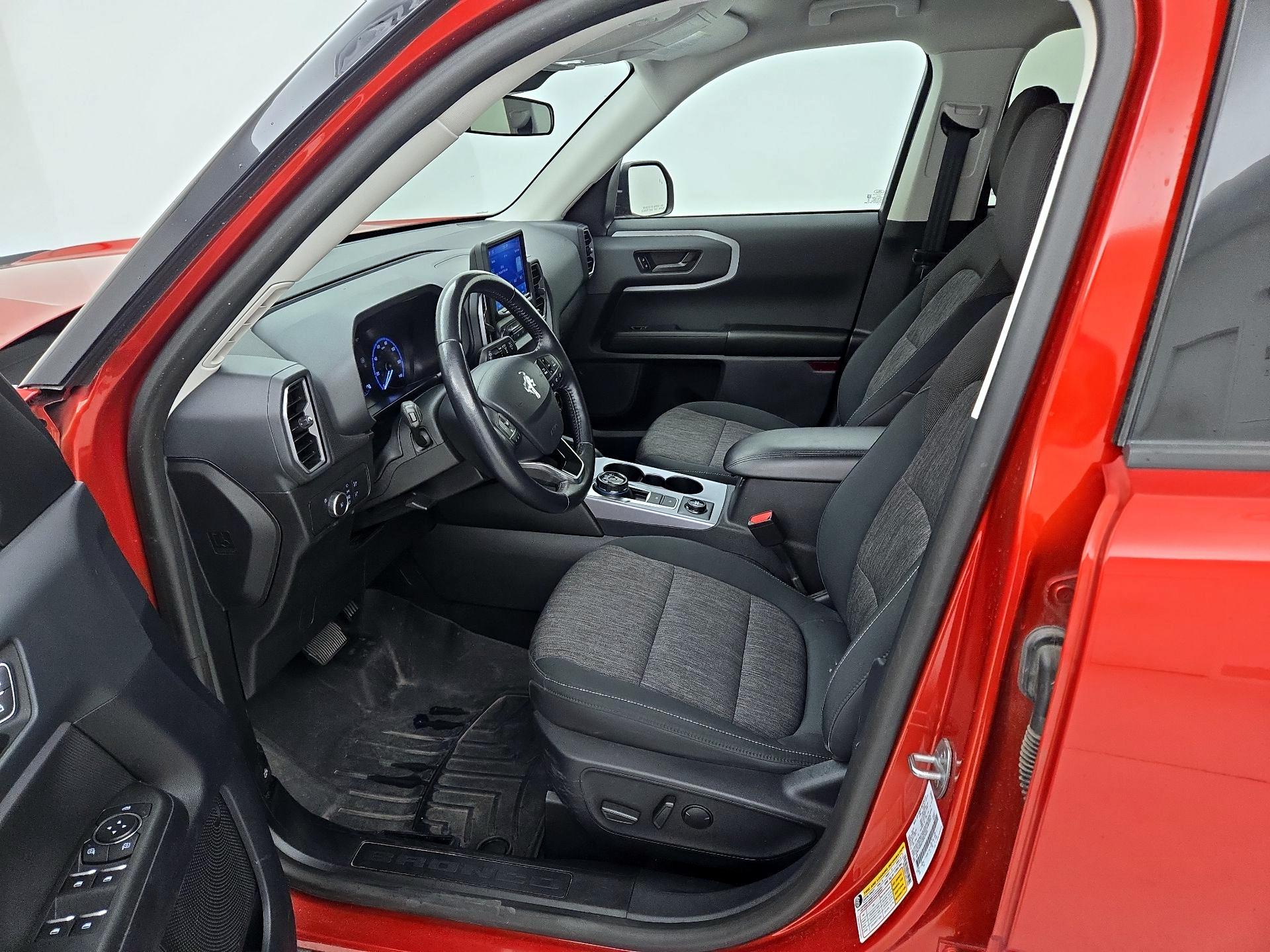 Thumbnail: 2022 Ford Bronco Sport - 11