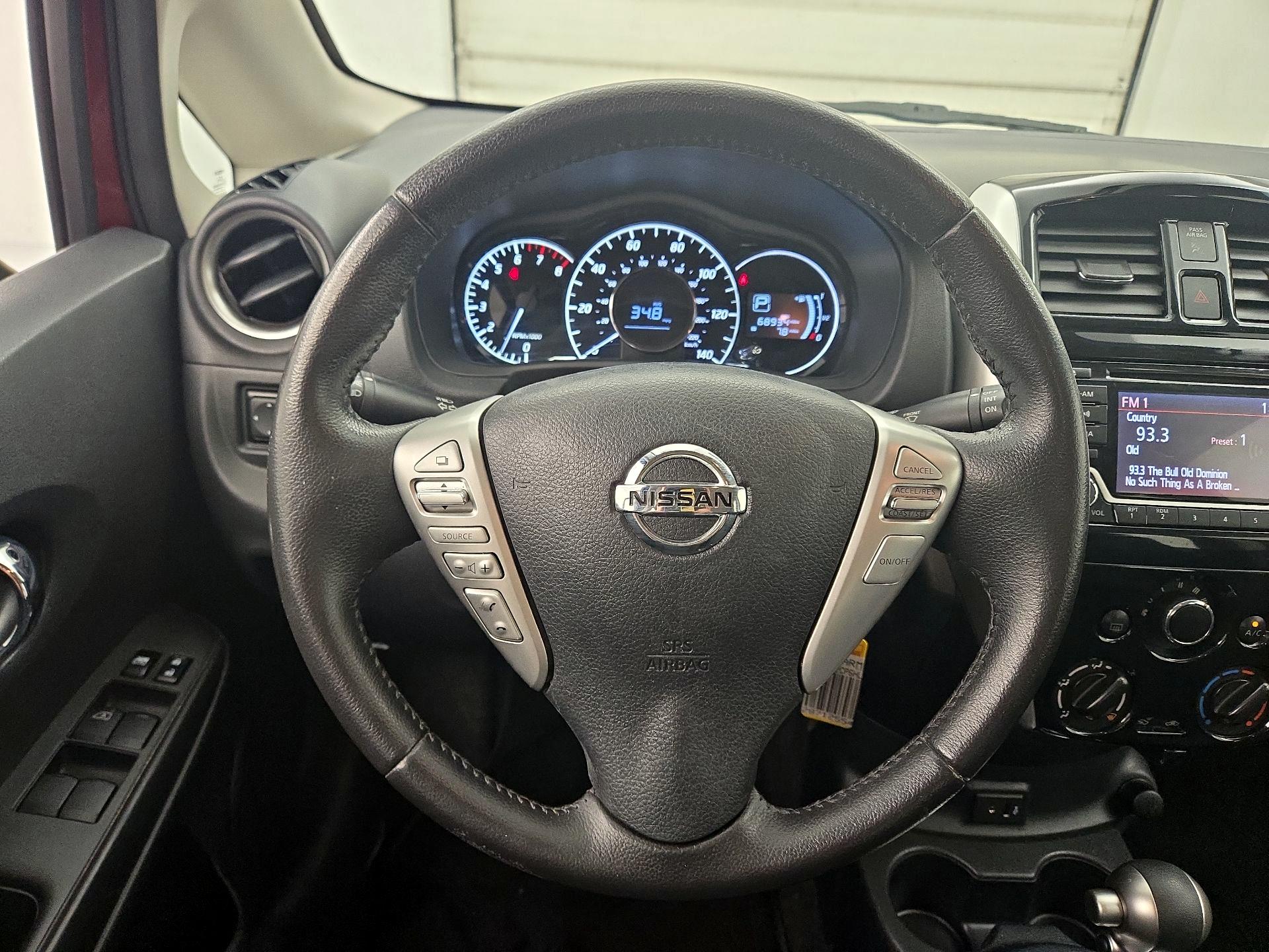 Thumbnail: 2017 Nissan Versa Note - 10