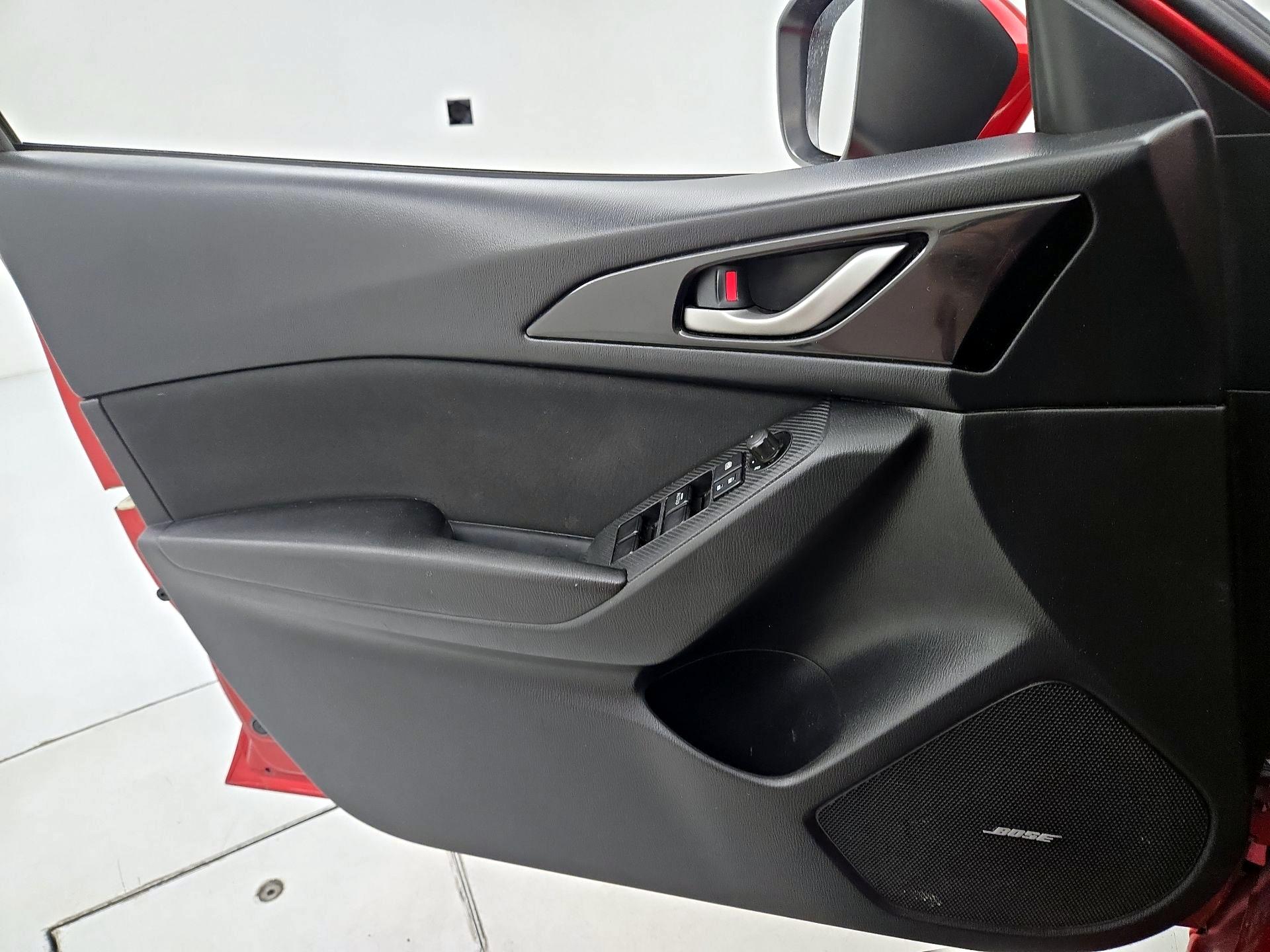 Thumbnail: 2015 Mazda Mazda3 - 12