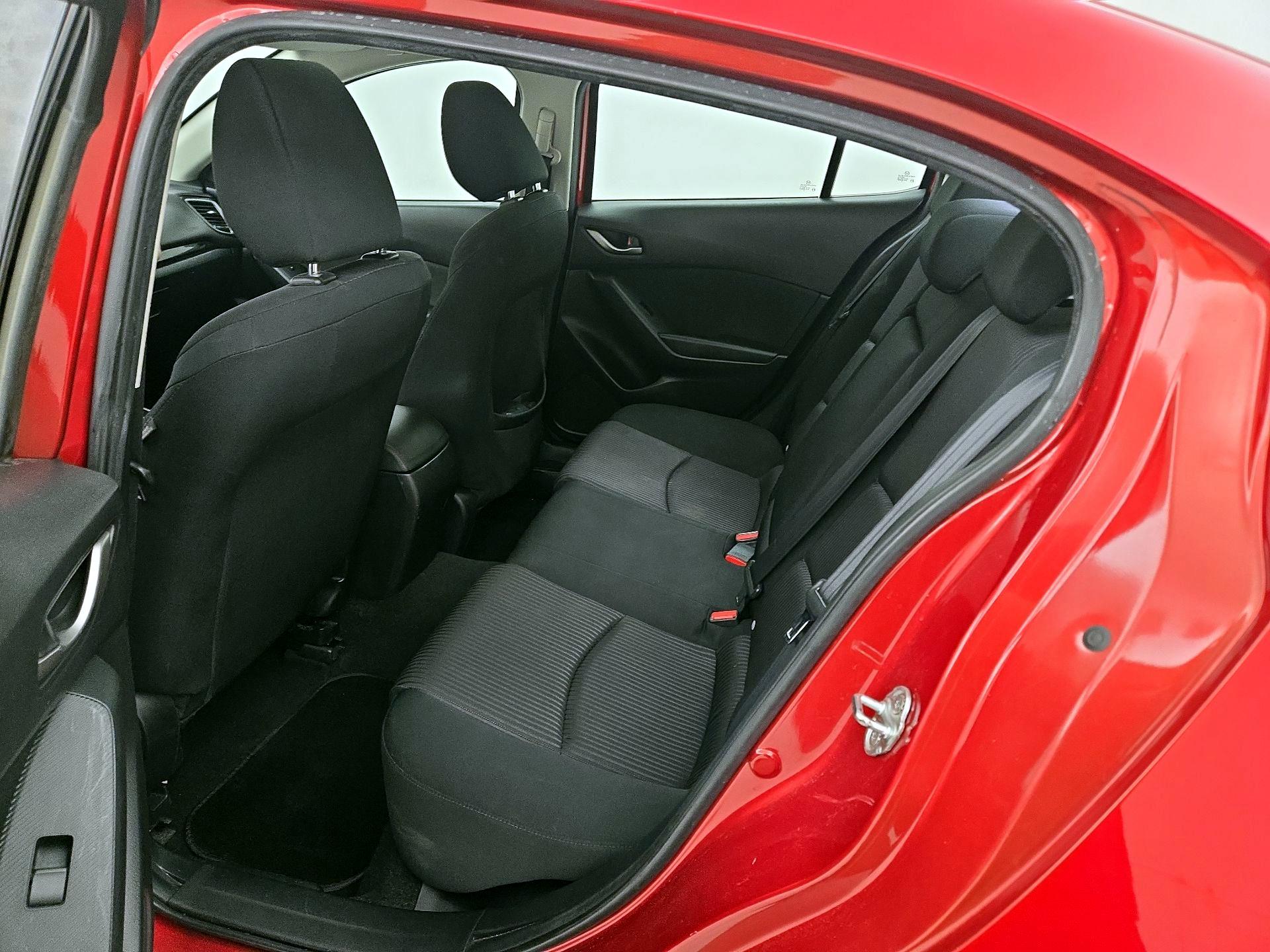 Thumbnail: 2015 Mazda Mazda3 - 20