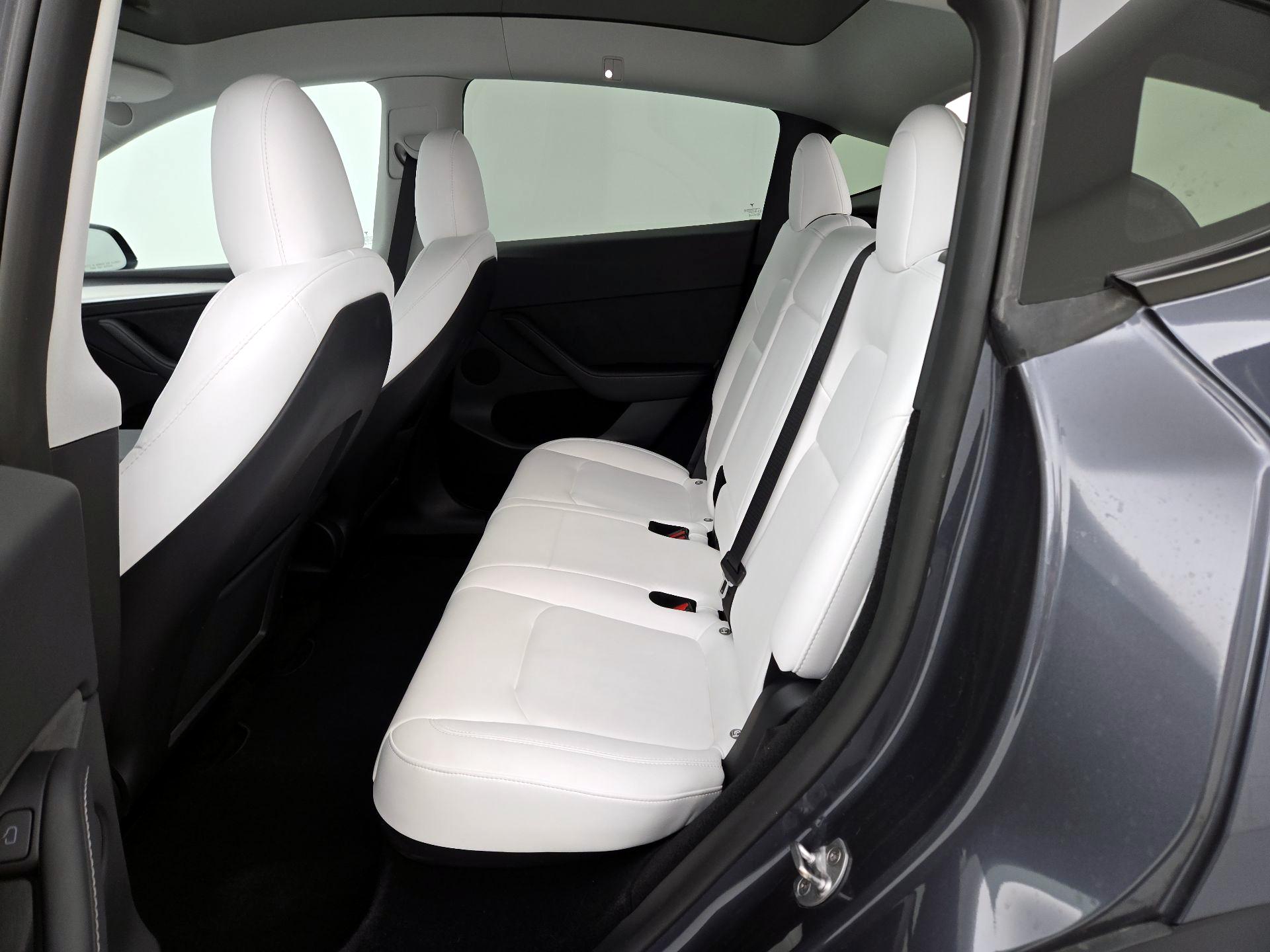 Thumbnail: 2023 Tesla Model Y - 19