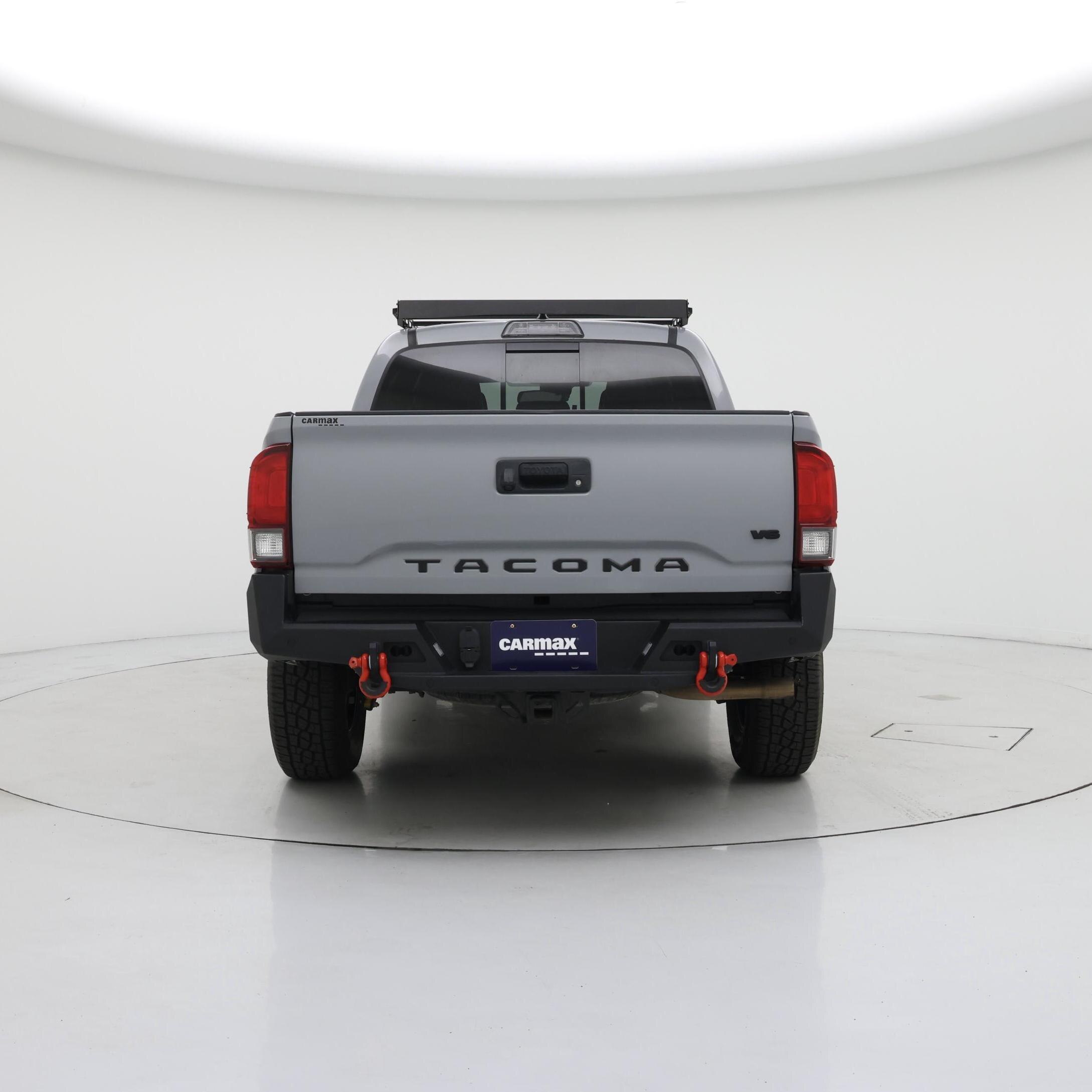 Thumbnail: 2018 Toyota Tacoma - 6