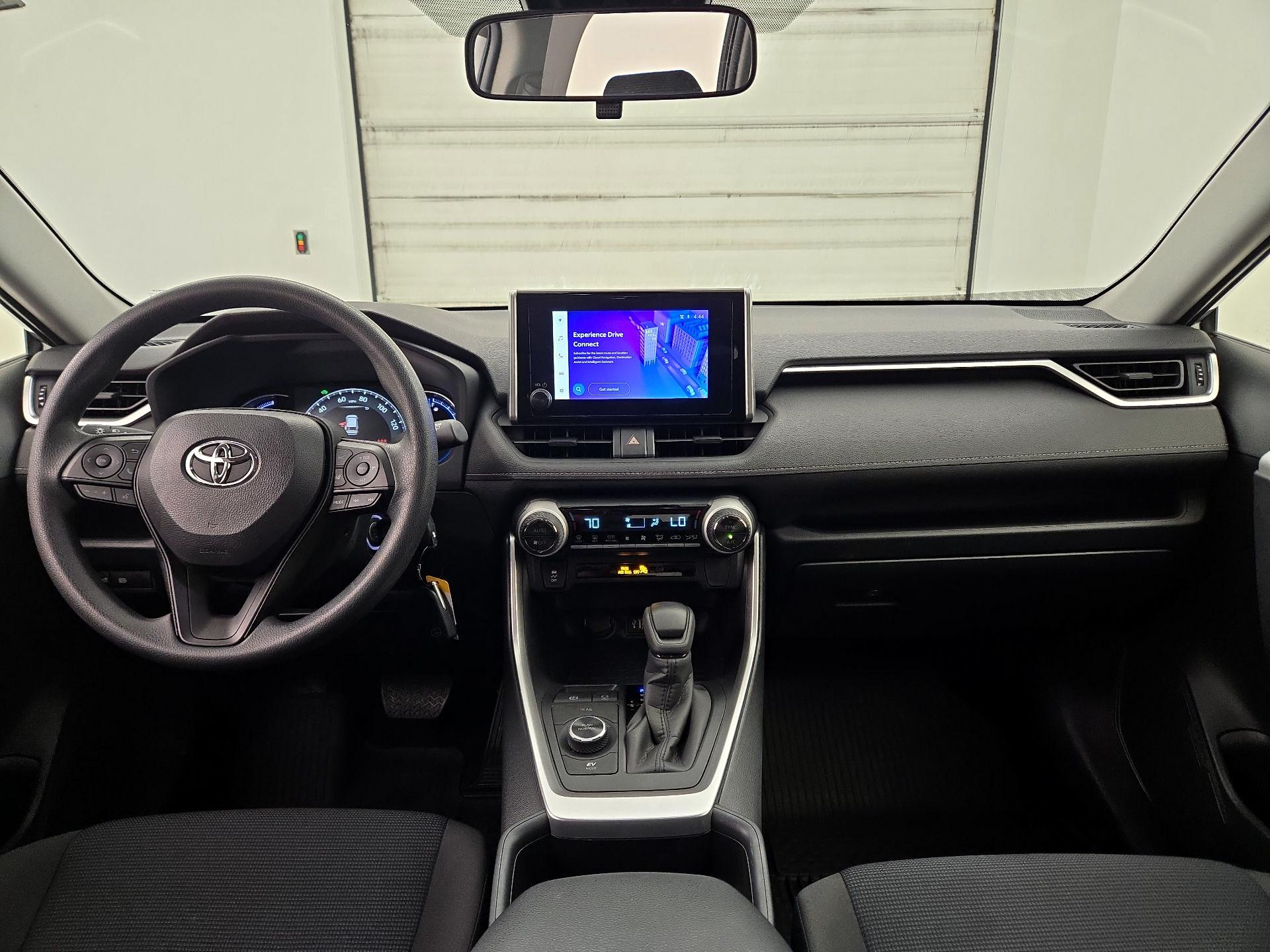 Thumbnail: 2025 Toyota RAV4 - 9