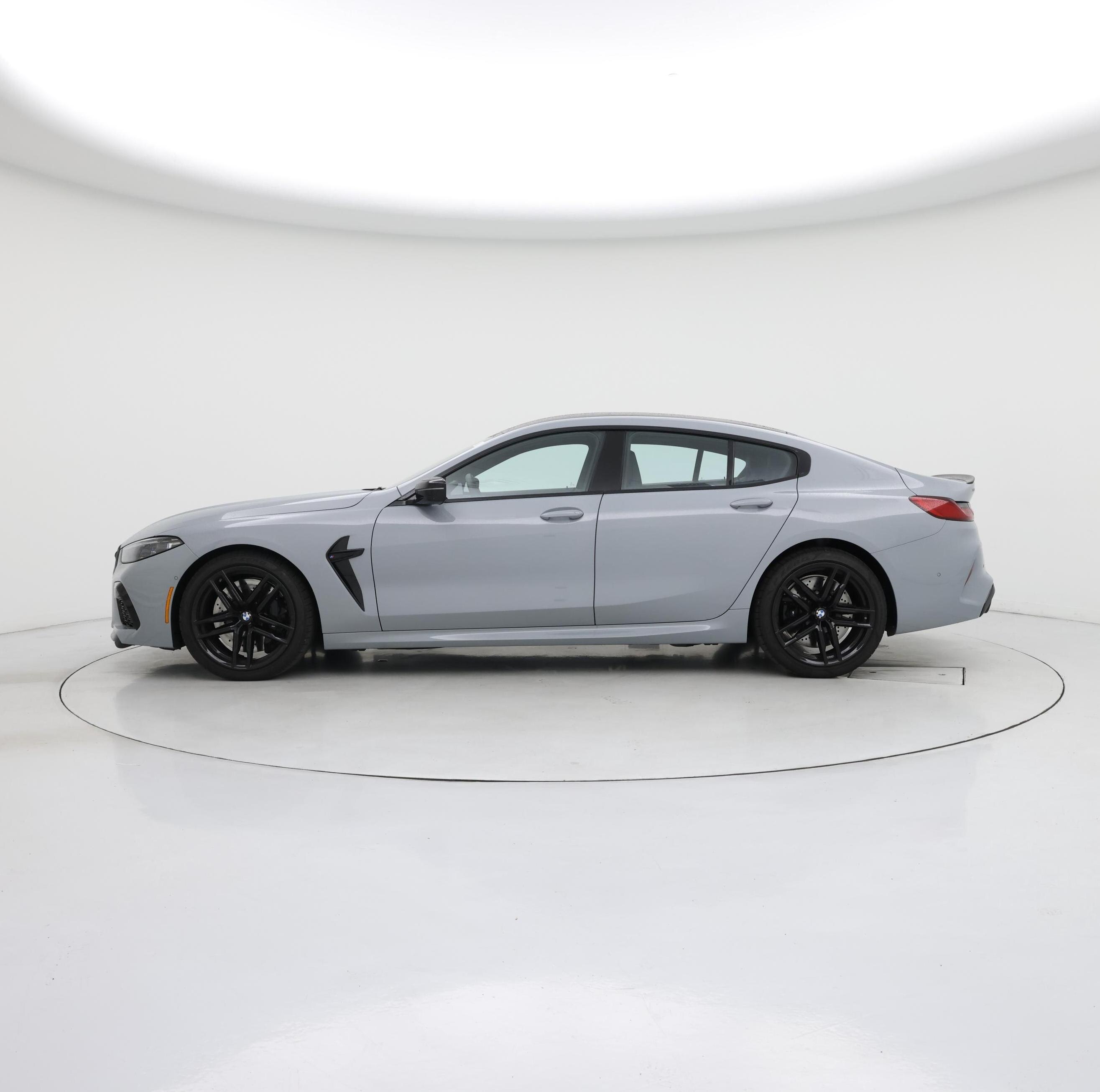 Thumbnail: 2025 BMW M8 - 3
