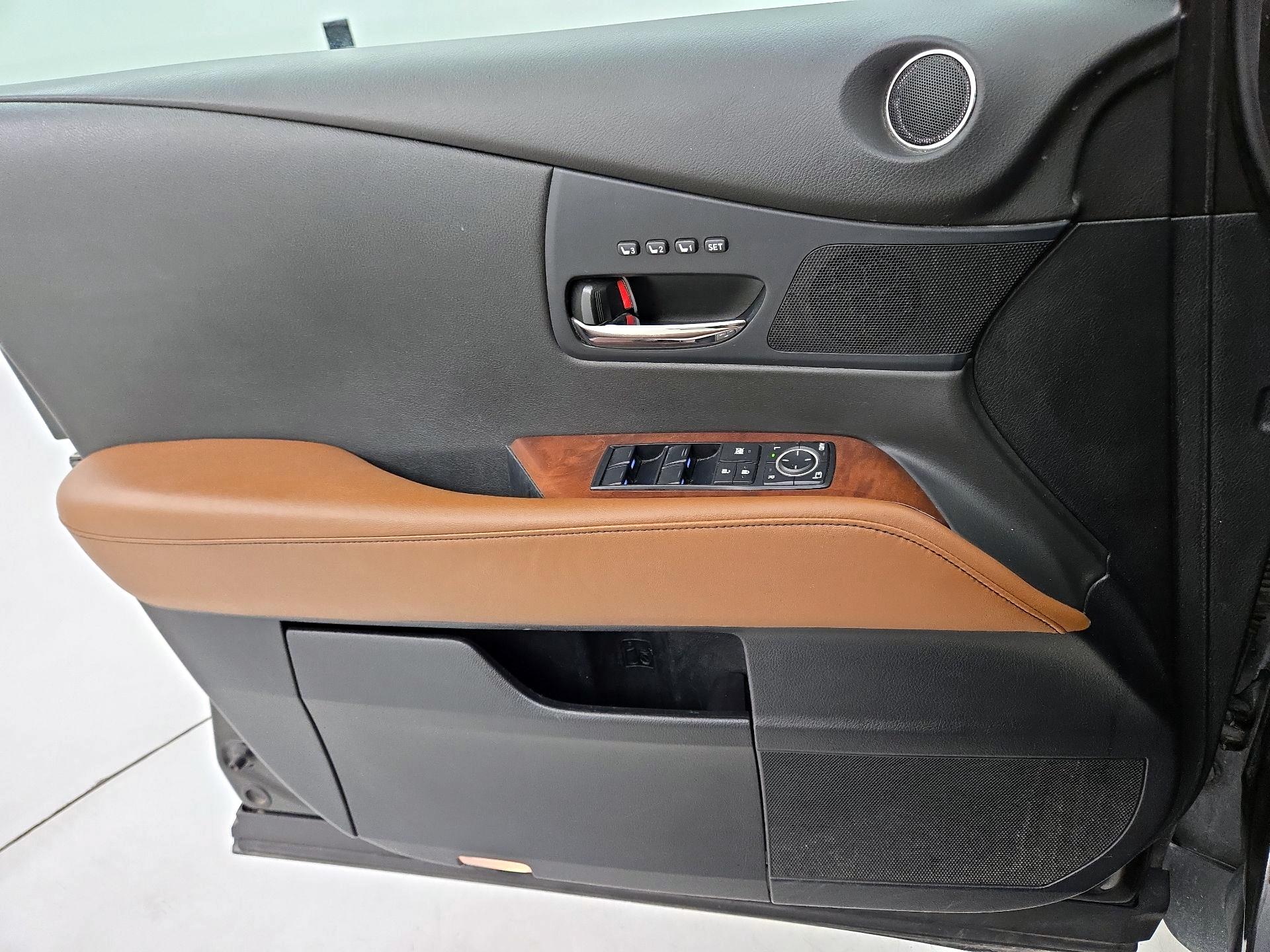 Thumbnail: 2015 Lexus RX - 12