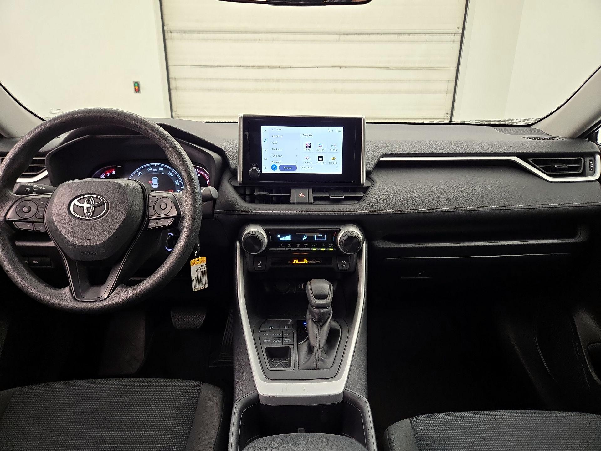 Thumbnail: 2025 Toyota RAV4 - 9
