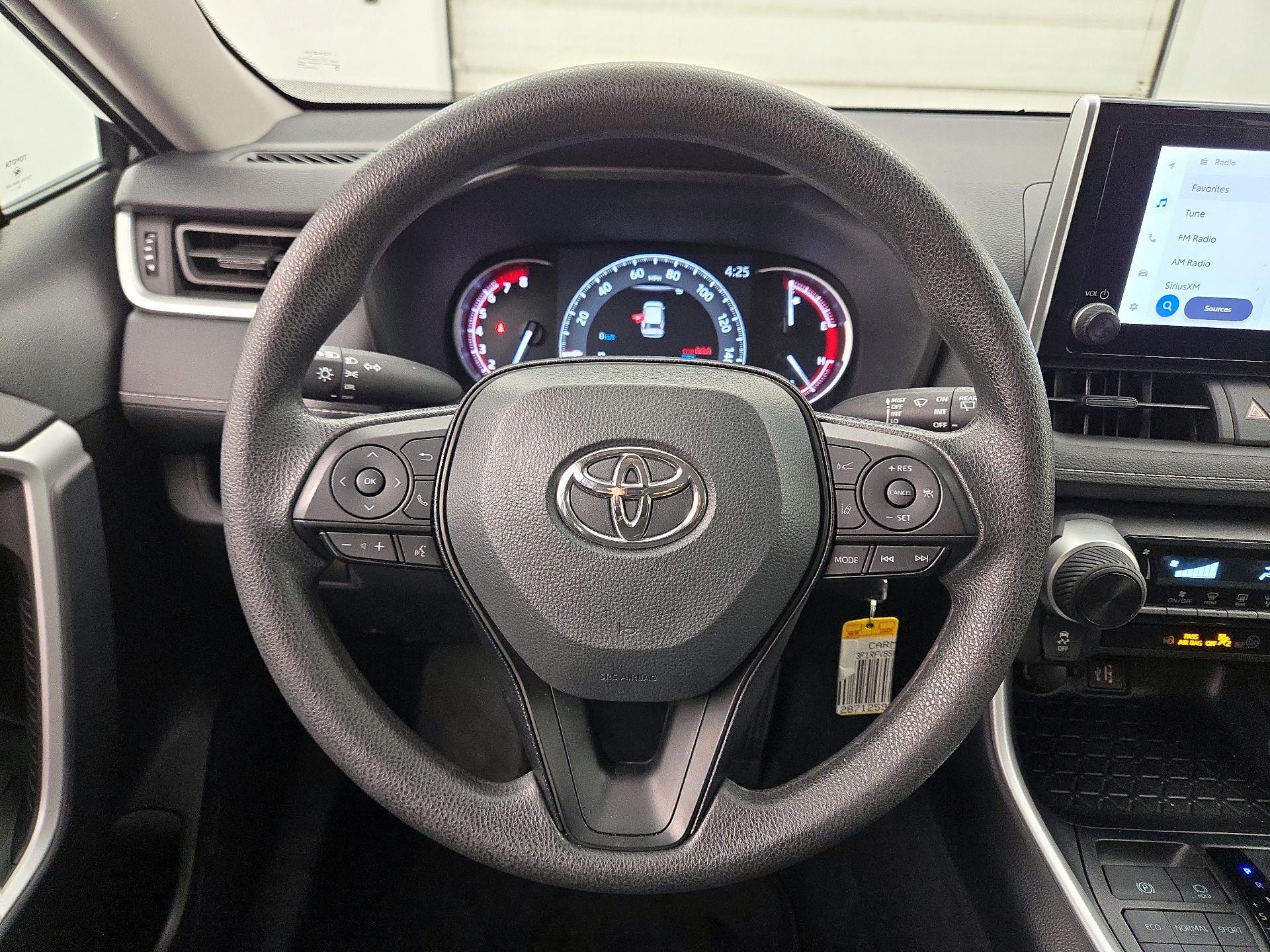 Thumbnail: 2025 Toyota RAV4 - 10