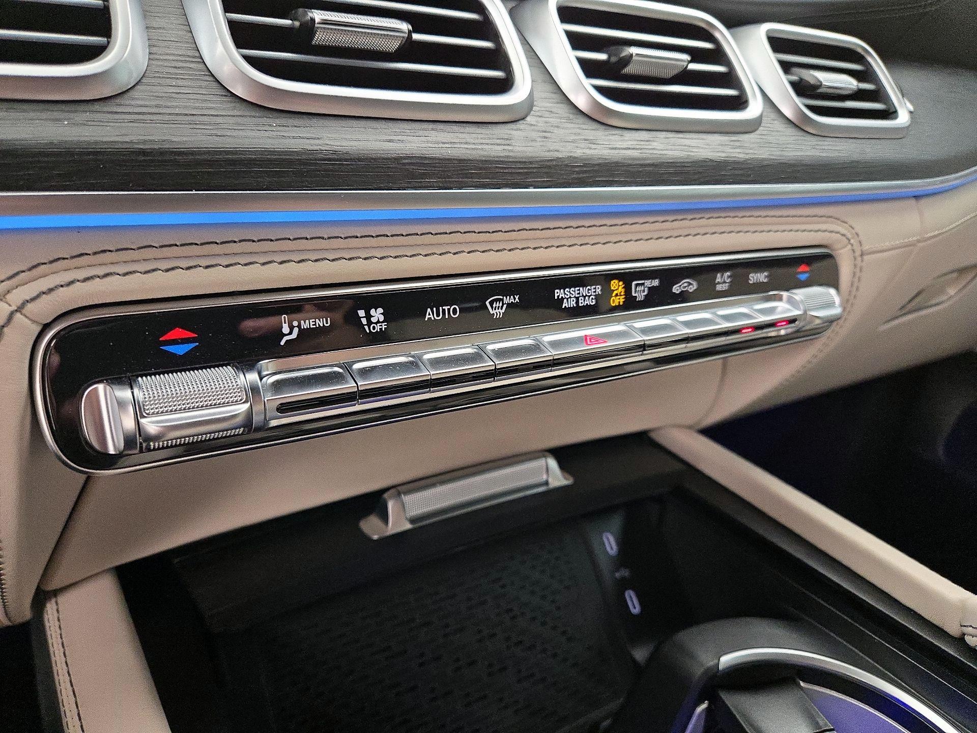 Thumbnail: 2026 Mercedes-Benz GL-Class - 17