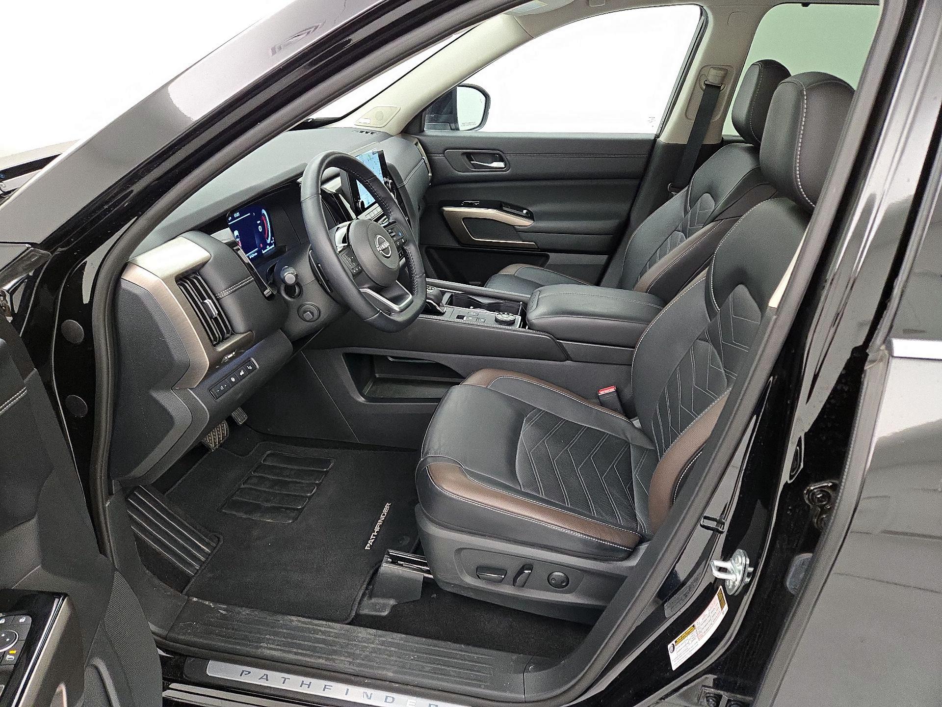 Thumbnail: 2024 Nissan Pathfinder - 11