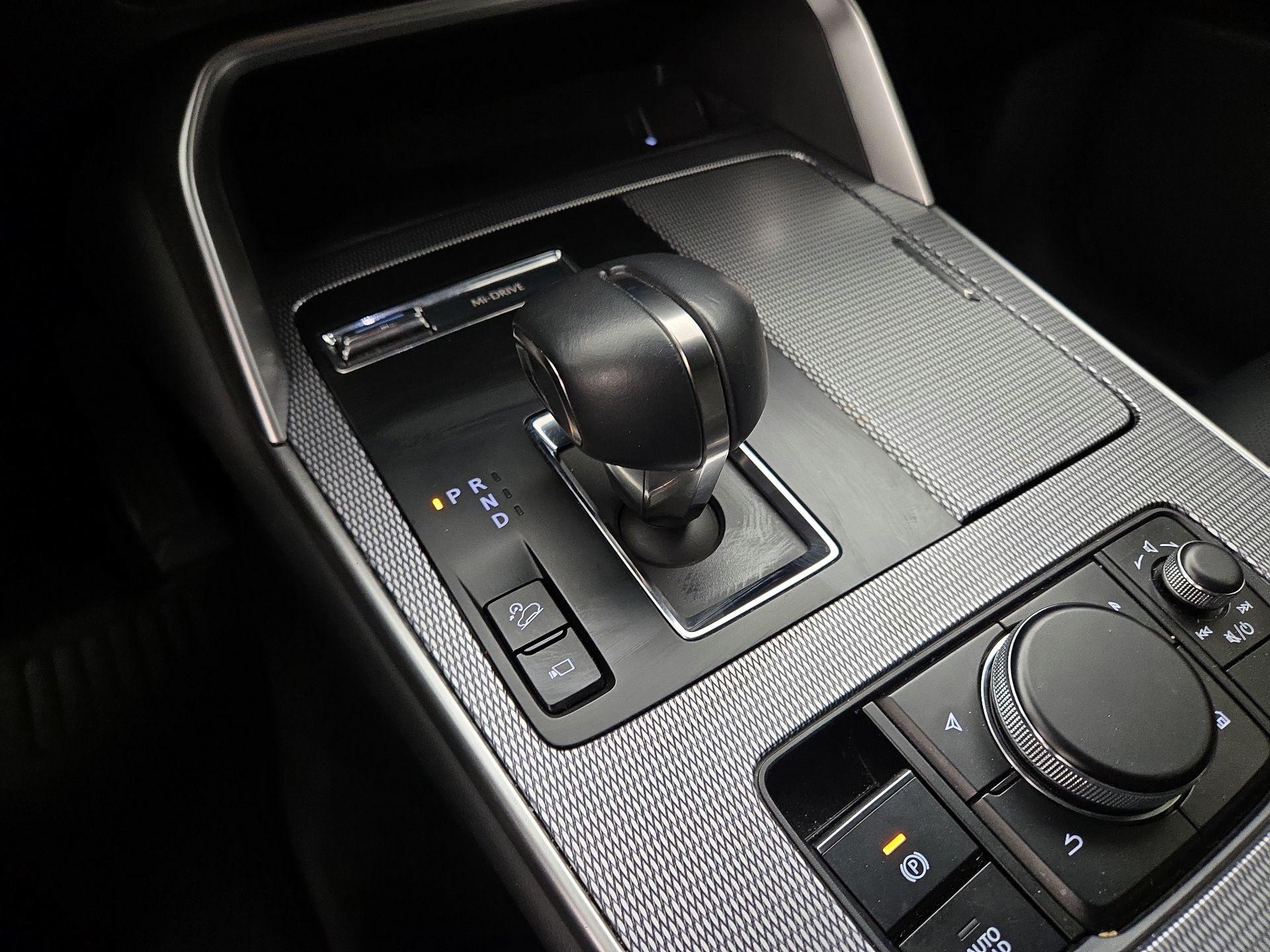 Thumbnail: 2024 Mazda CX-90 - 18