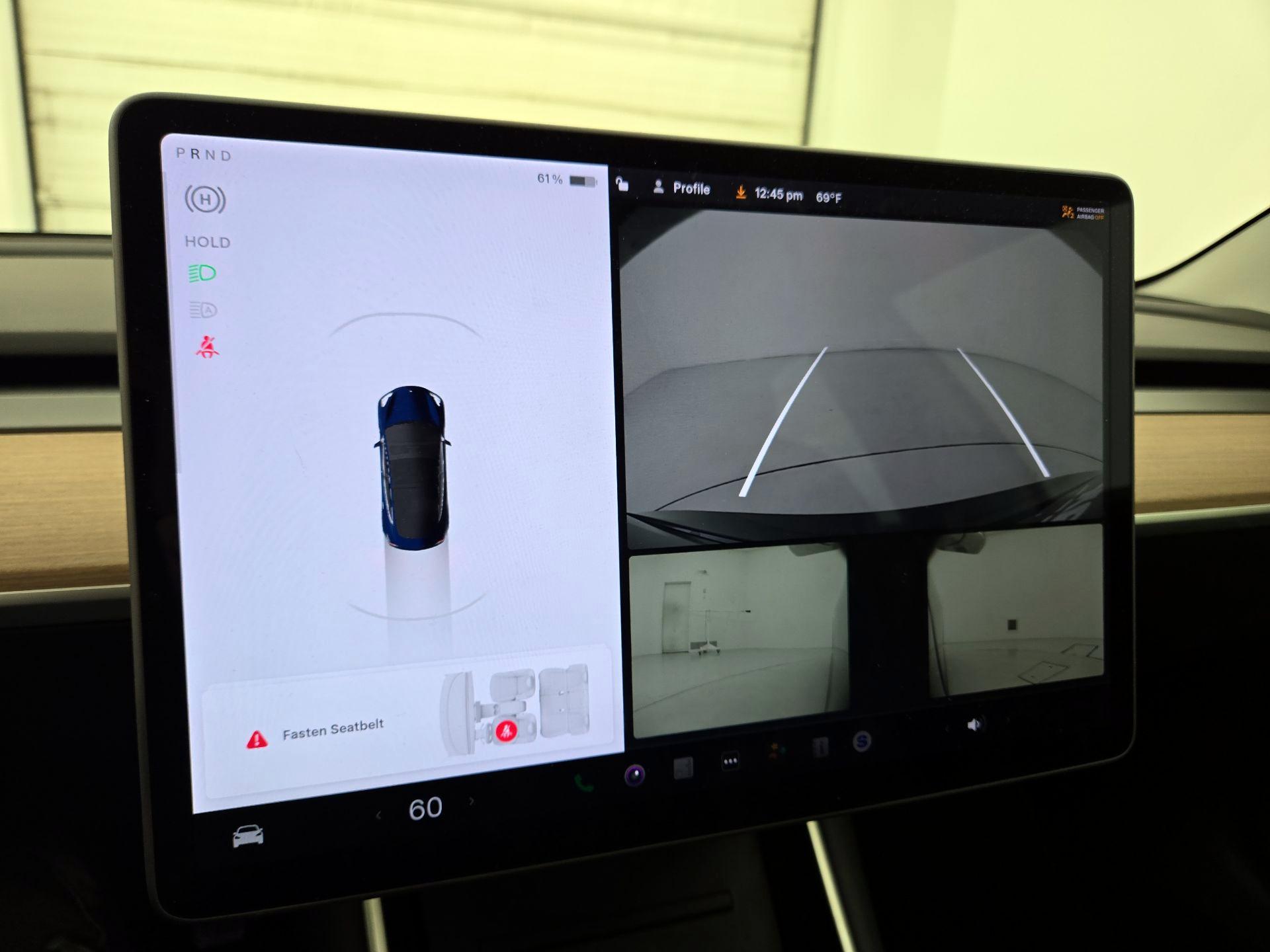 Thumbnail: 2020 Tesla Model 3 - 14