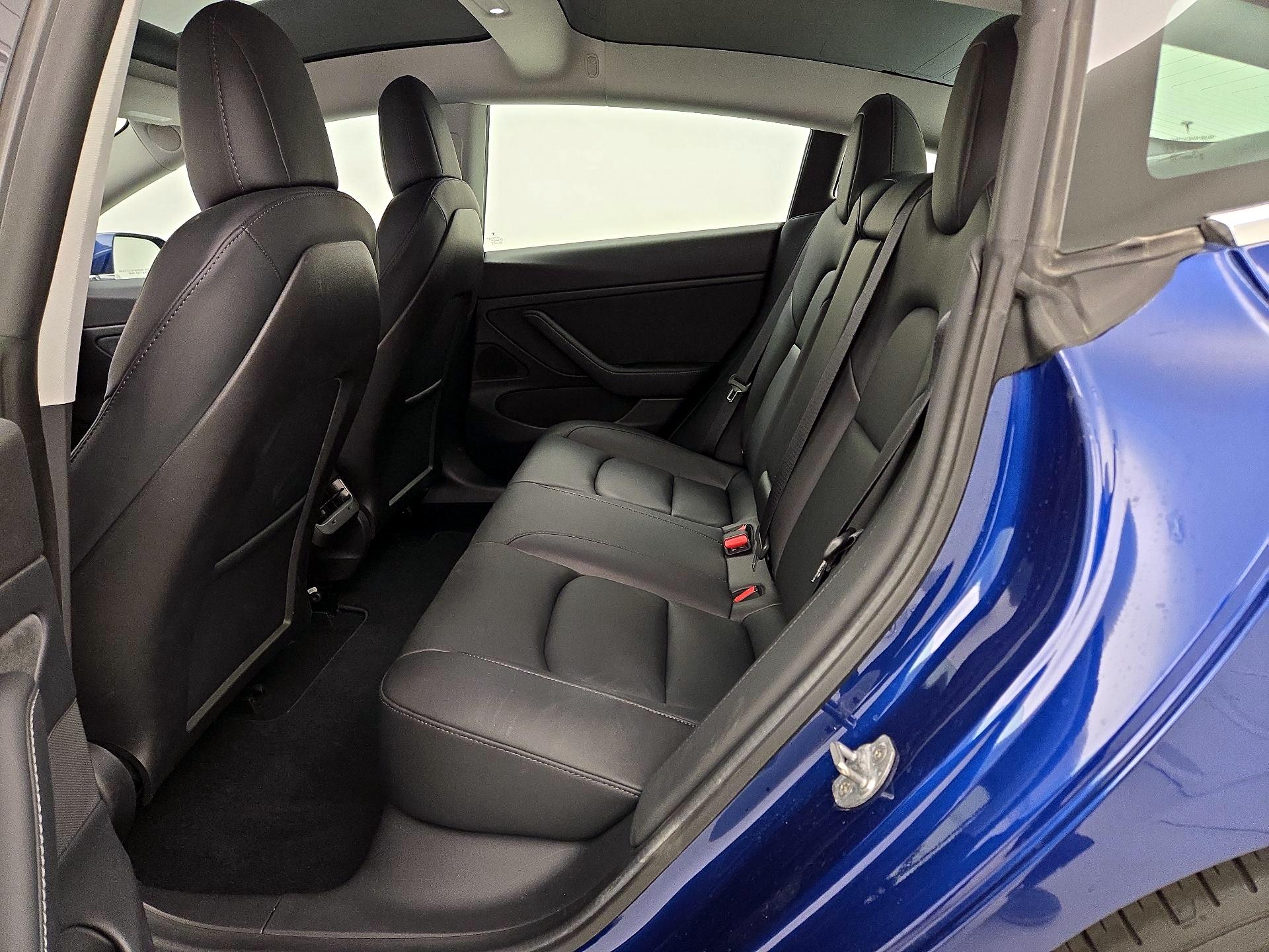 Thumbnail: 2020 Tesla Model 3 - 19