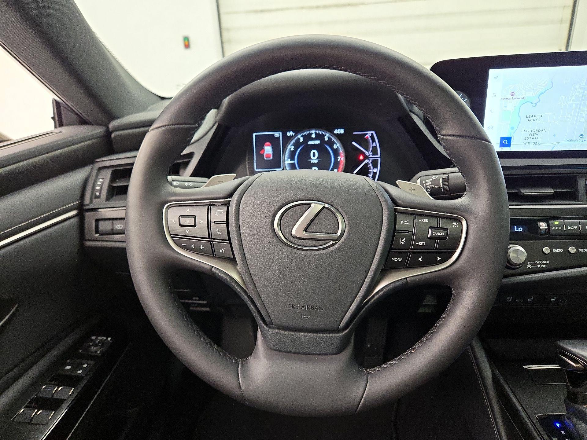 Thumbnail: 2024 Lexus ES - 10