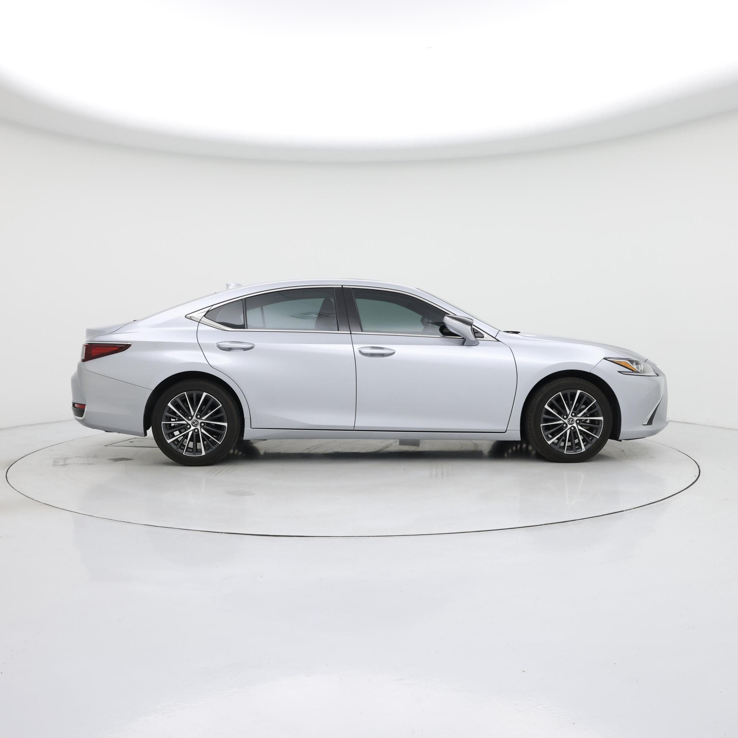 Thumbnail: 2024 Lexus ES - 7