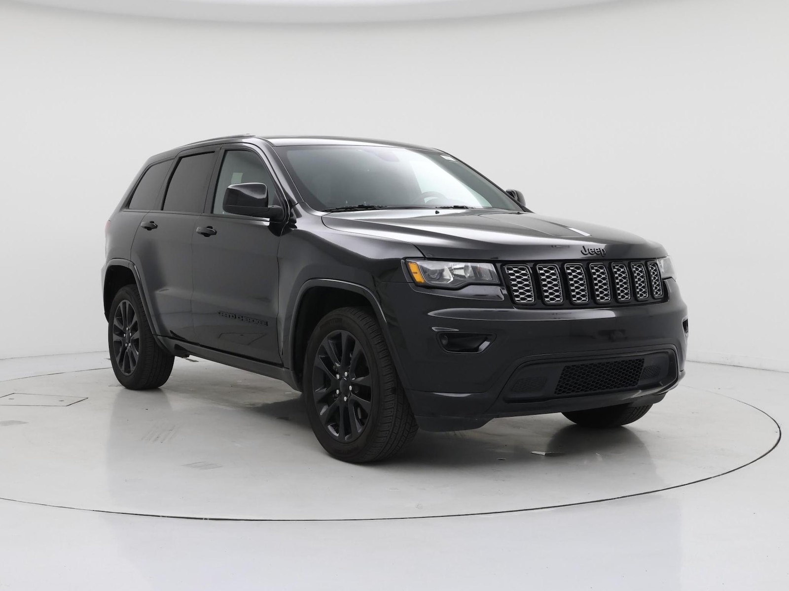 2019 Jeep Grand Cherokee Altitude - Photo 2