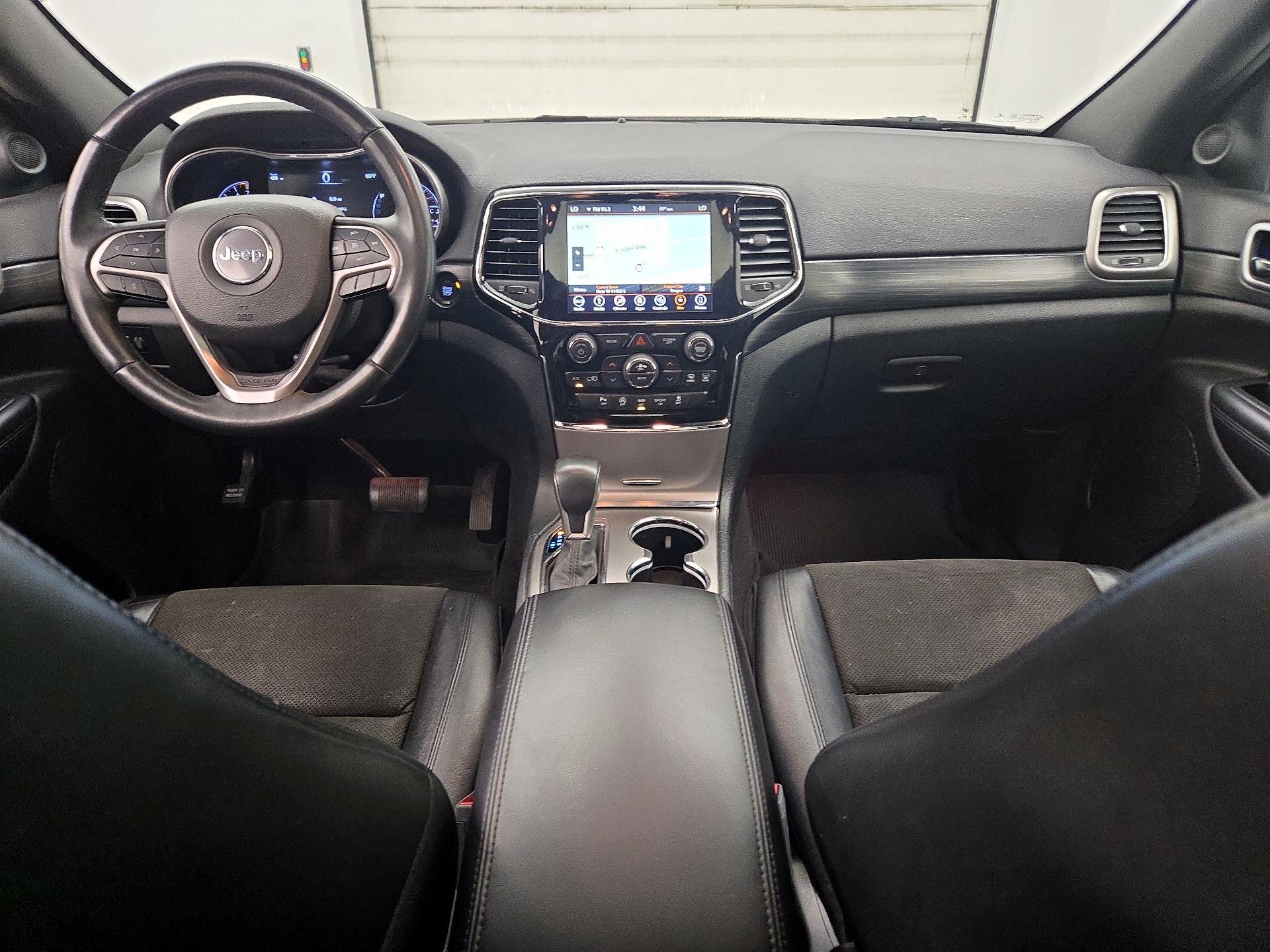 Thumbnail: 2019 Jeep Grand Cherokee - 9