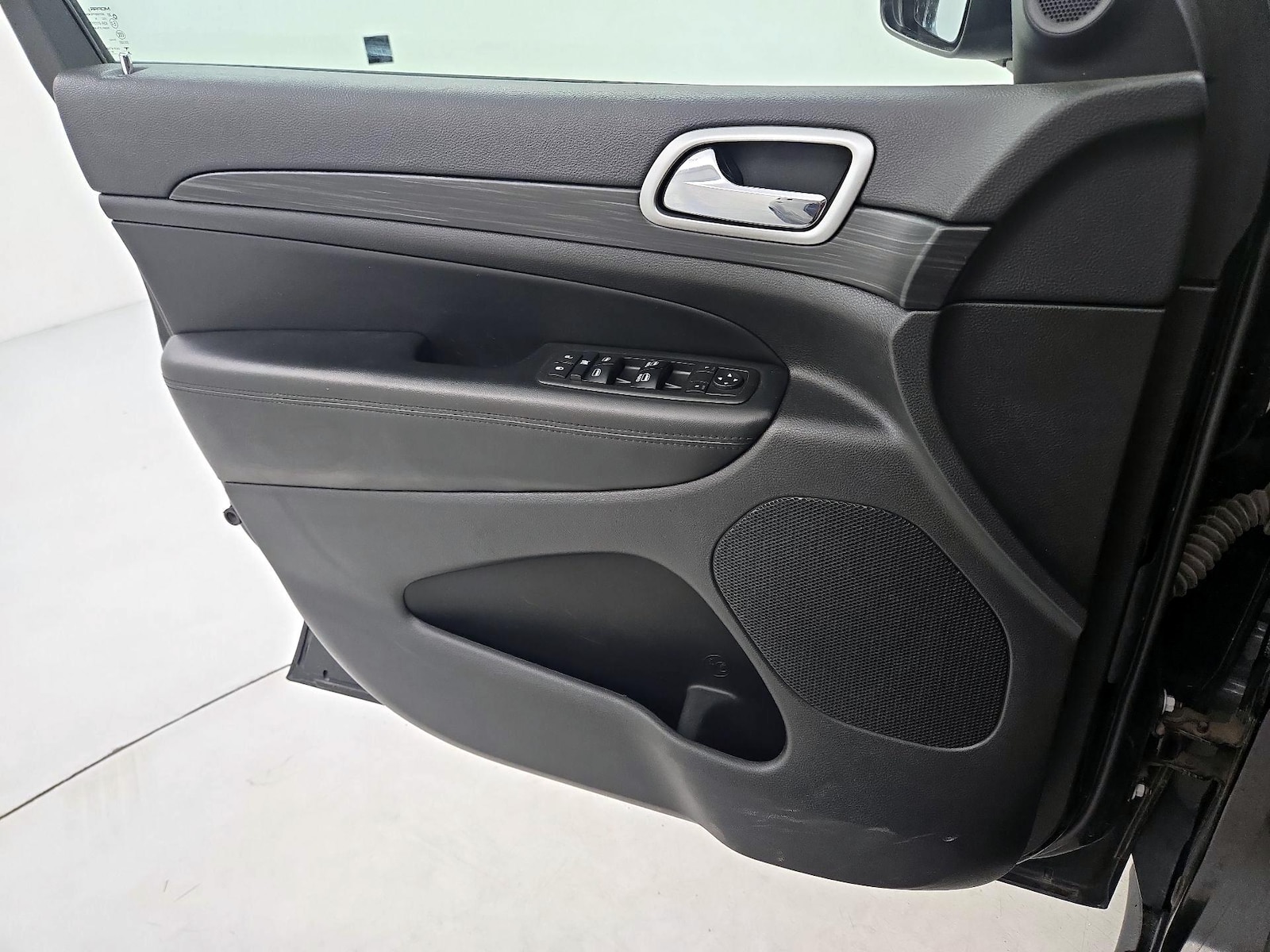 2019 Jeep Grand Cherokee Altitude - Photo 13
