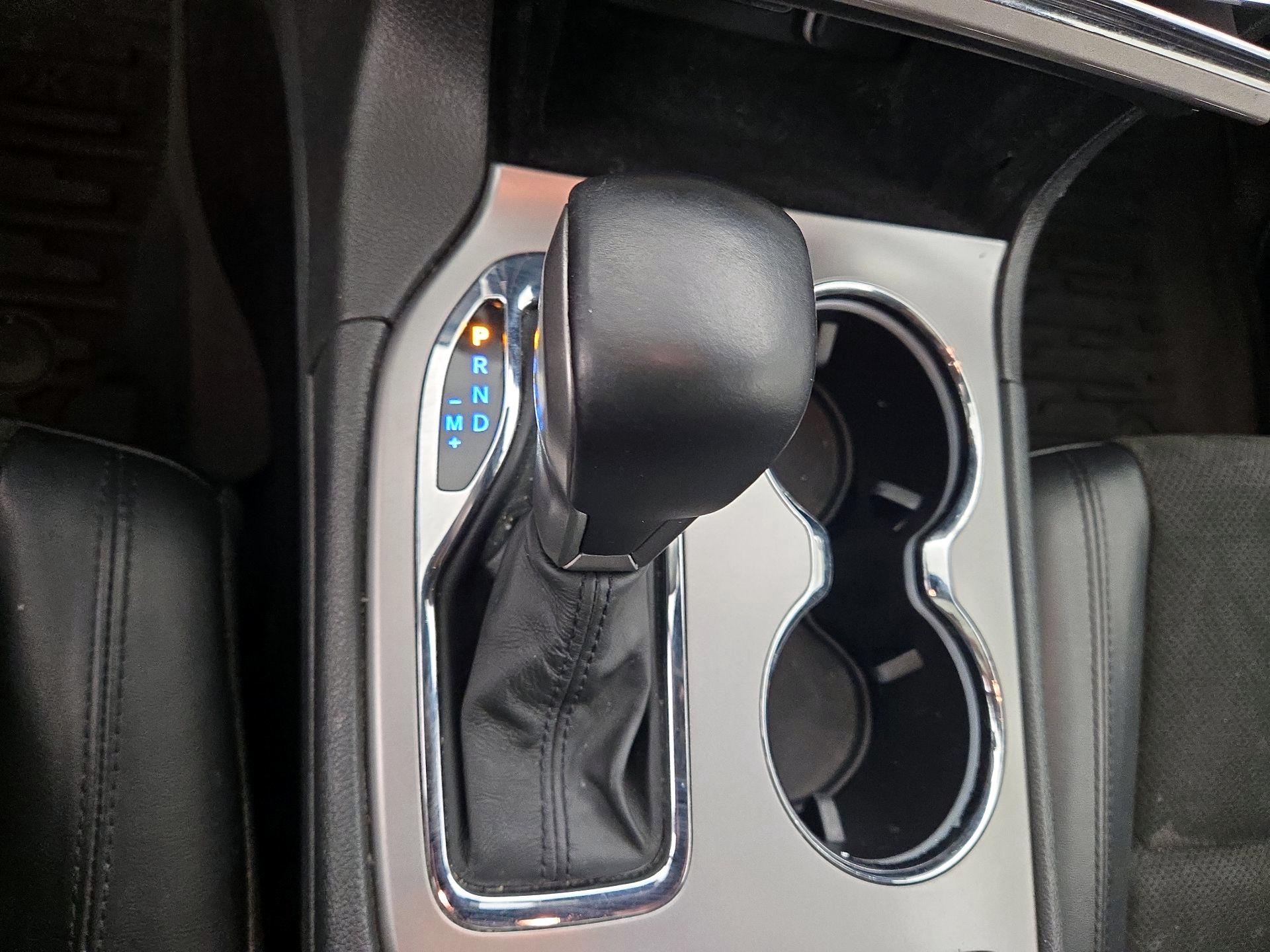 Thumbnail: 2019 Jeep Grand Cherokee - 18