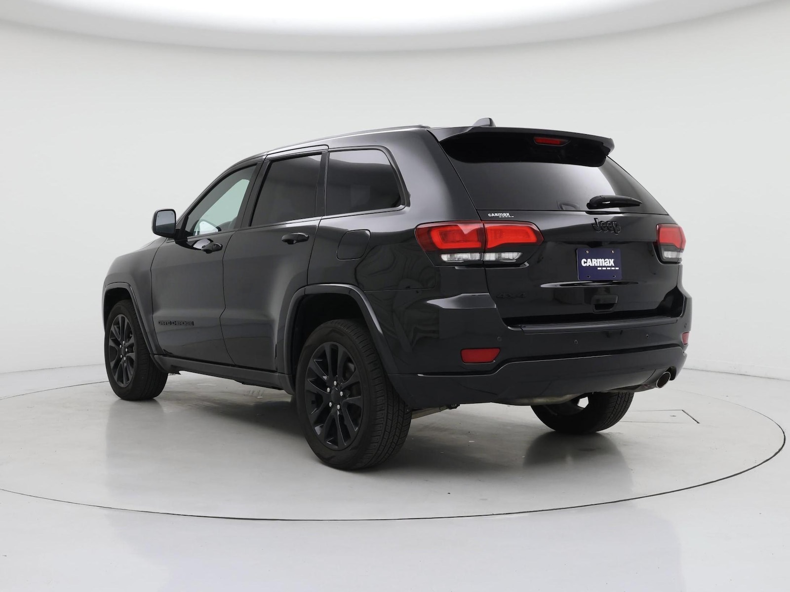 2019 Jeep Grand Cherokee Altitude - Photo 3