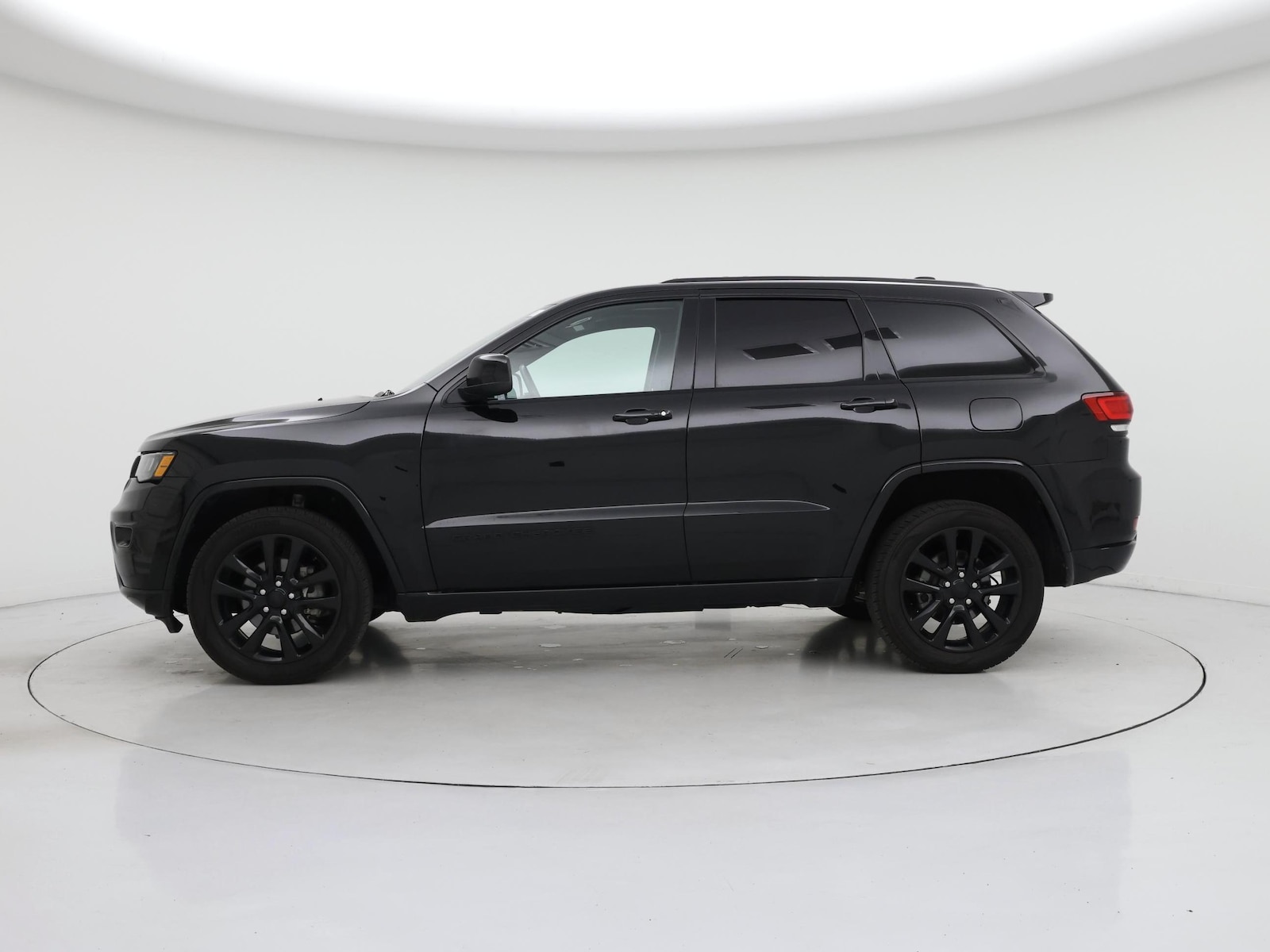 2019 Jeep Grand Cherokee Altitude - Photo 4