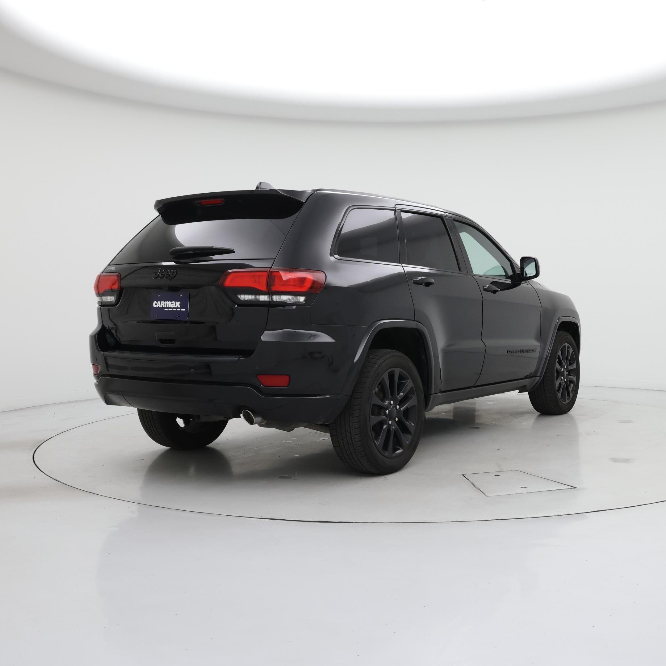Thumbnail: 2019 Jeep Grand Cherokee - 8