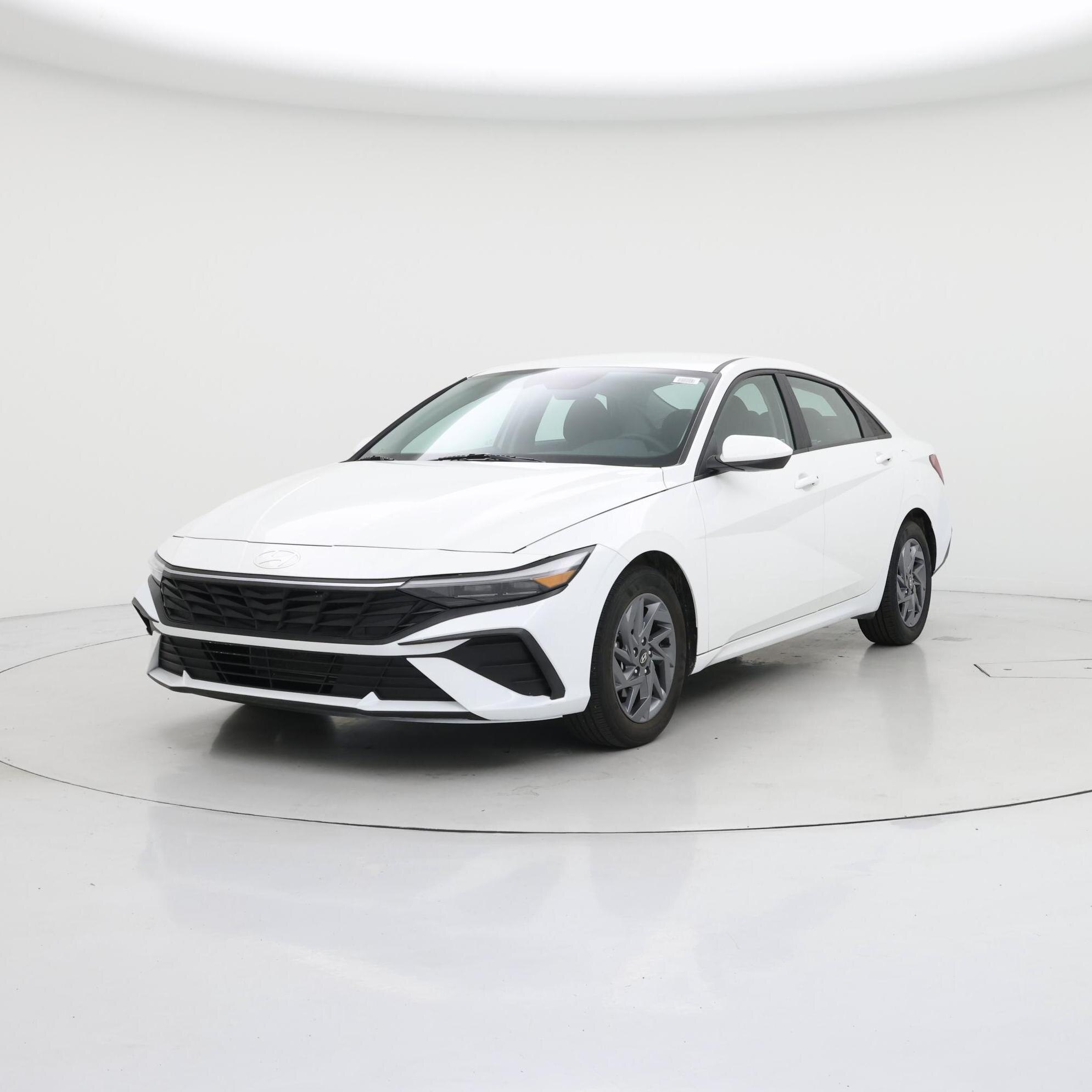 Thumbnail: 2024 Hyundai Elantra - 4