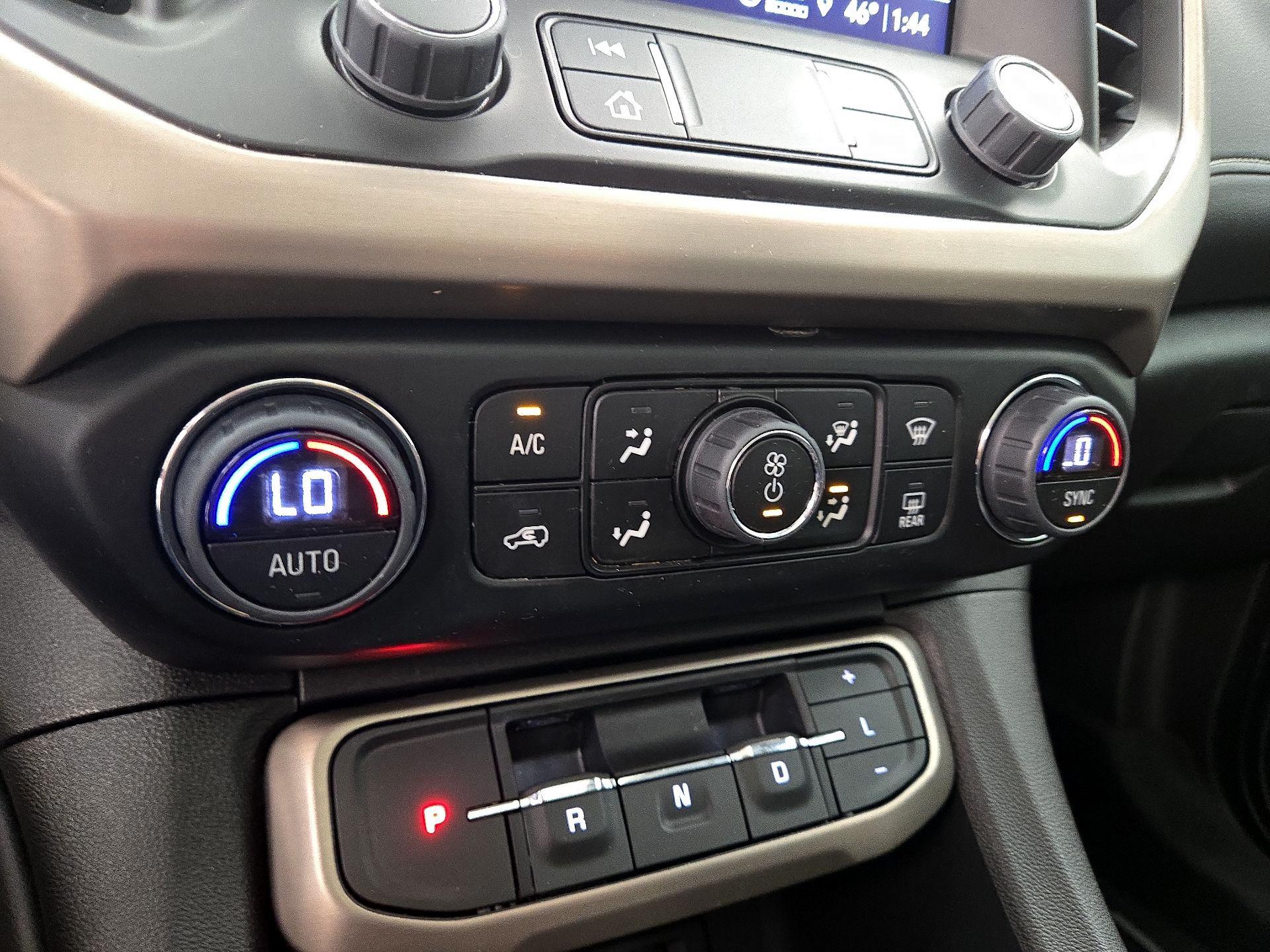 Thumbnail: 2023 GMC Acadia - 17