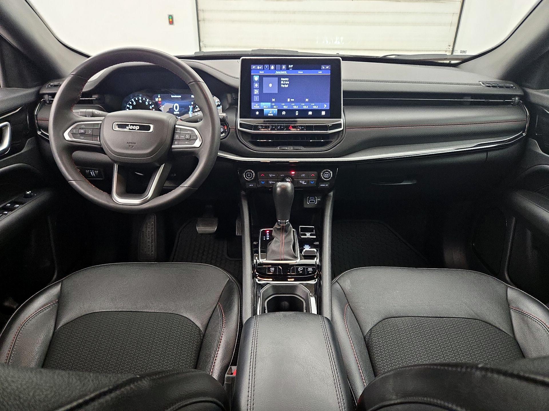 Thumbnail: 2023 Jeep Compass - 9
