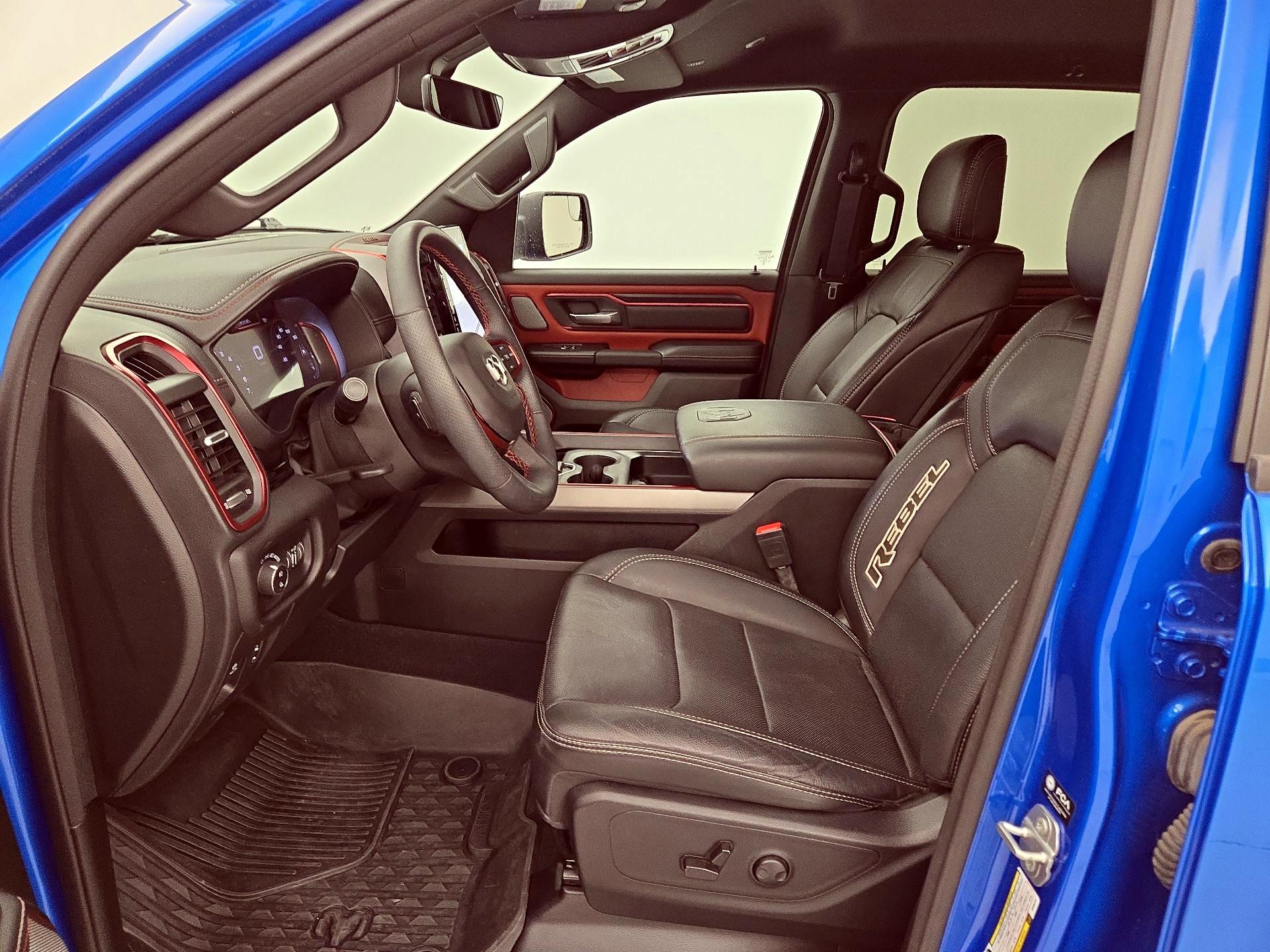 Thumbnail: 2025 RAM 1500 - 11